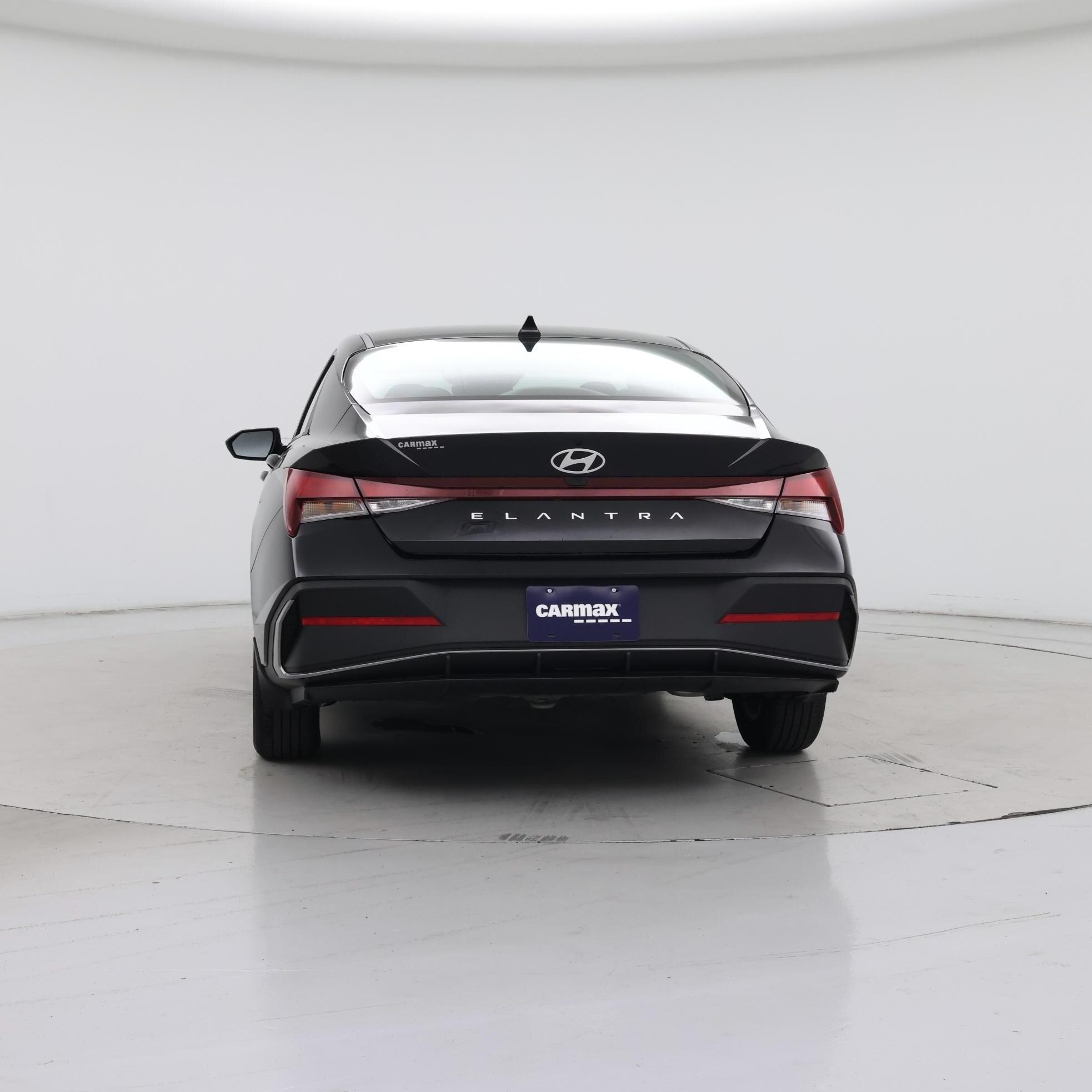 Thumbnail: 2024 Hyundai Elantra - 6