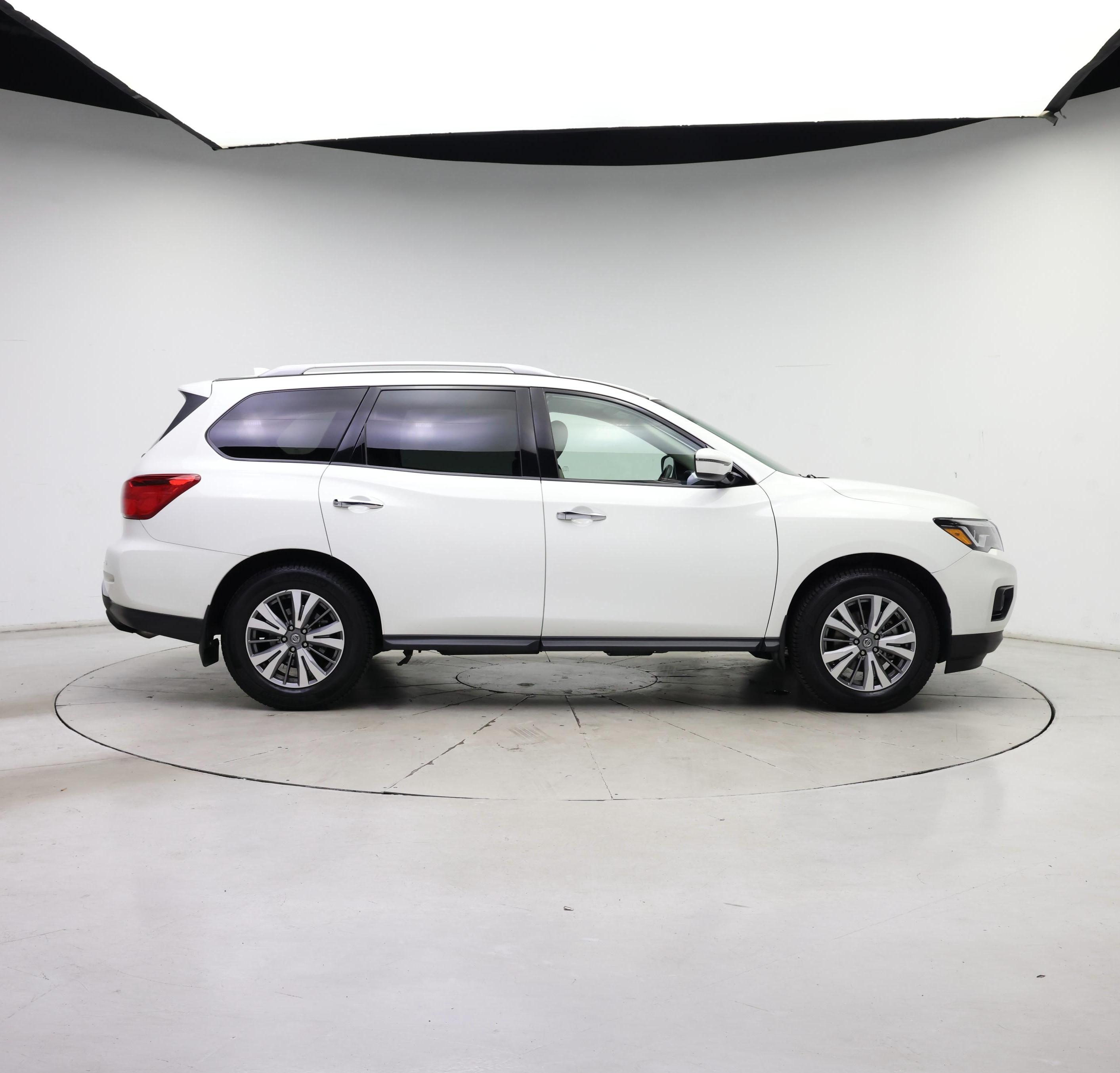 Thumbnail: 2020 Nissan Pathfinder - 7