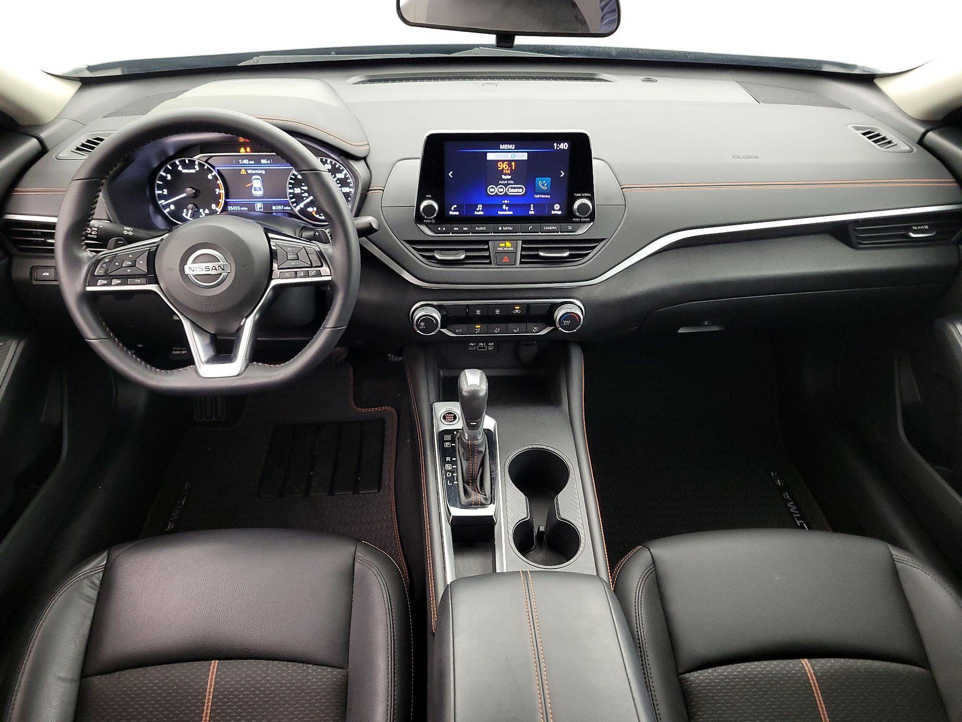 Thumbnail: 2020 Nissan Altima - 9