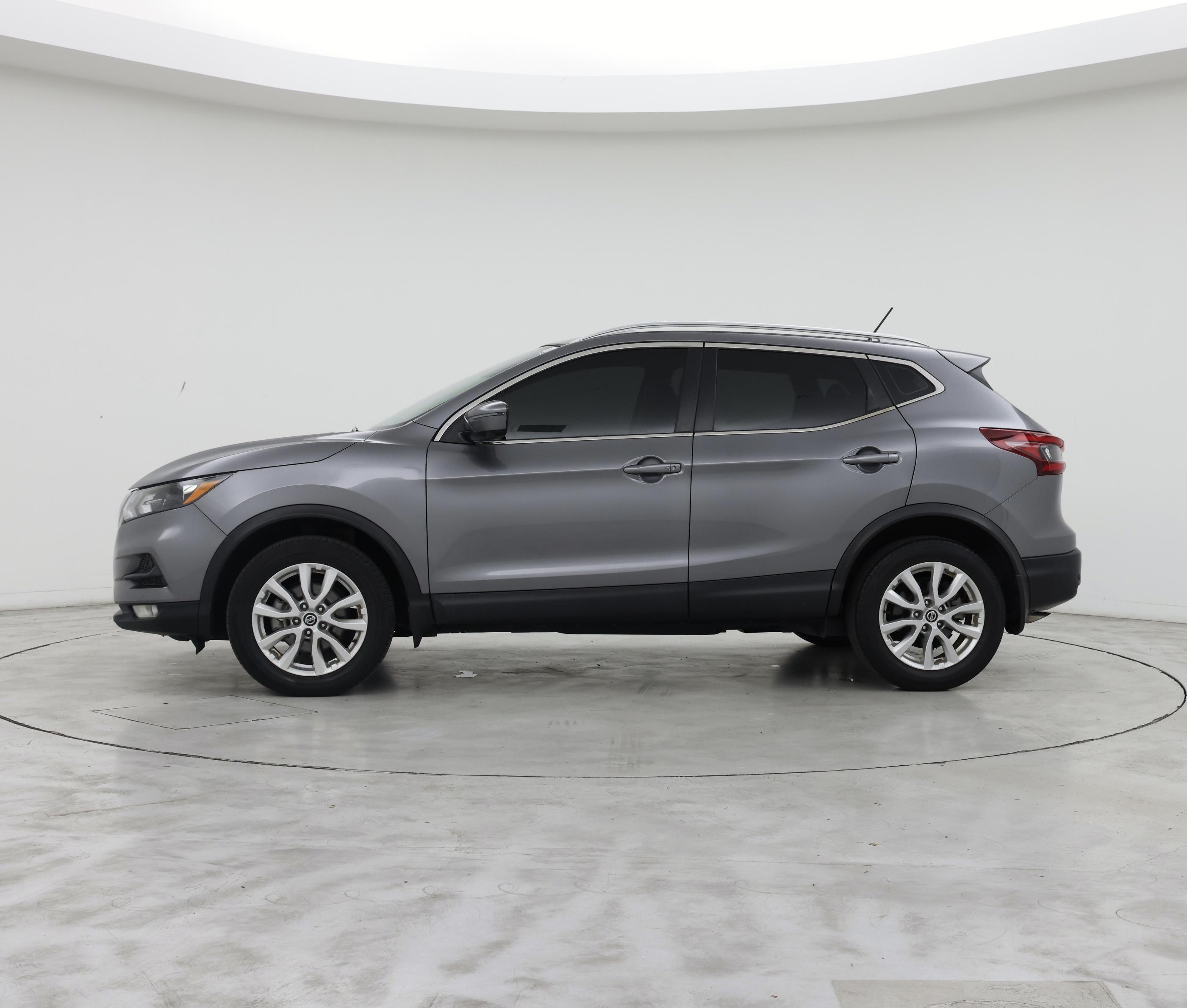 Thumbnail: 2022 Nissan Rogue Sport - 3