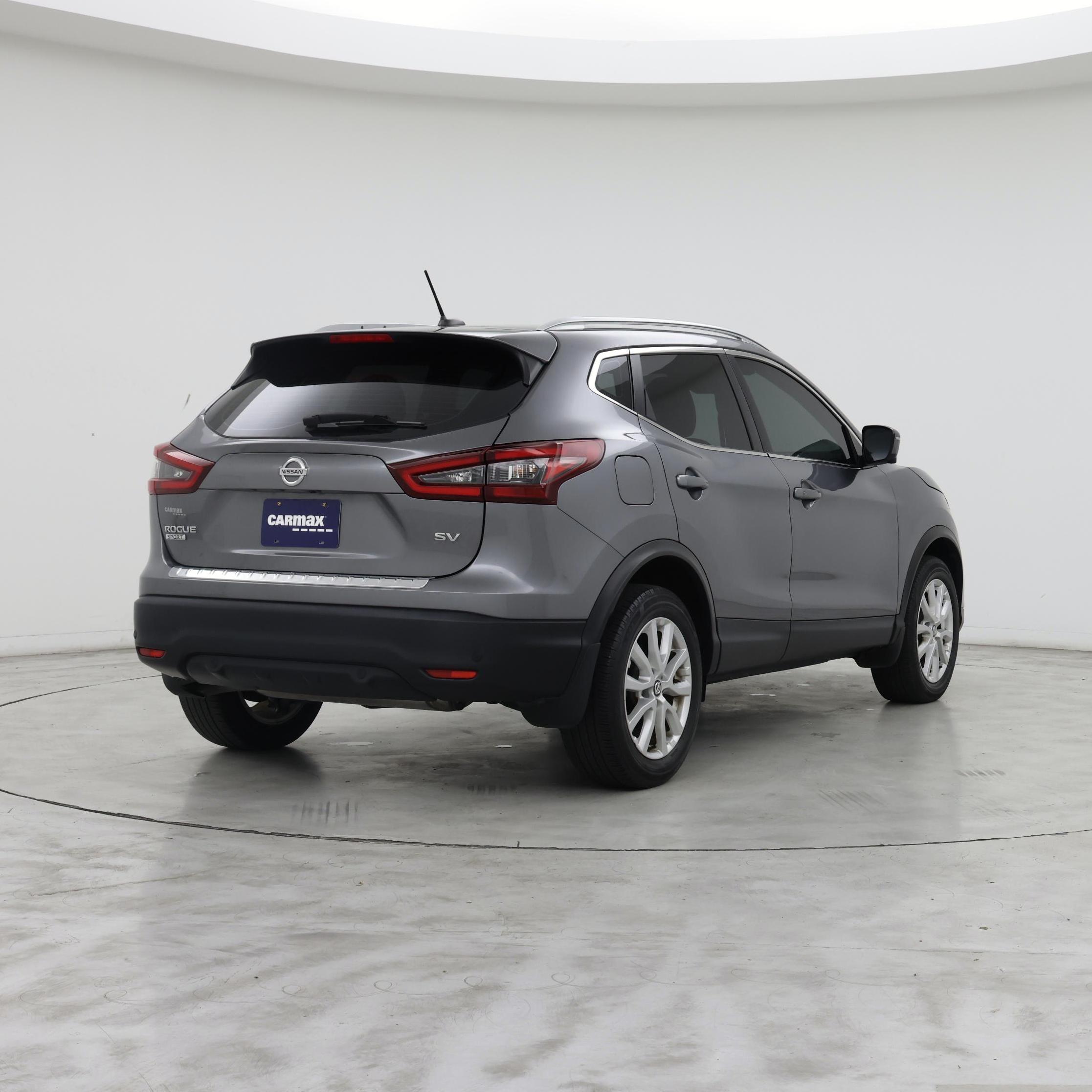 Thumbnail: 2022 Nissan Rogue Sport - 8