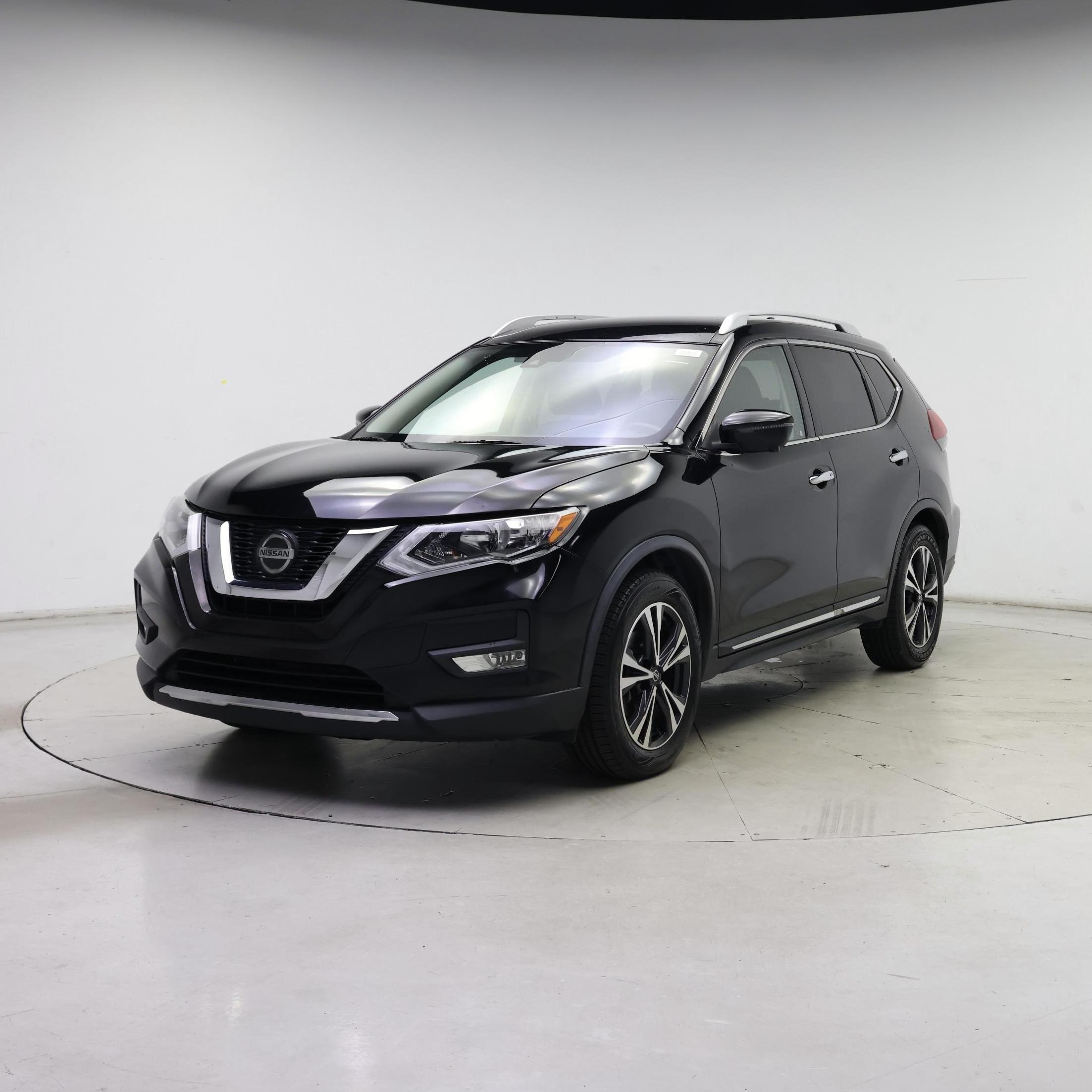Thumbnail: 2018 Nissan Rogue - 4