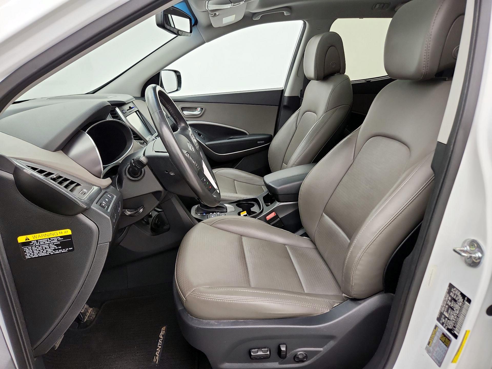Thumbnail: 2016 Hyundai Santa Fe - 11