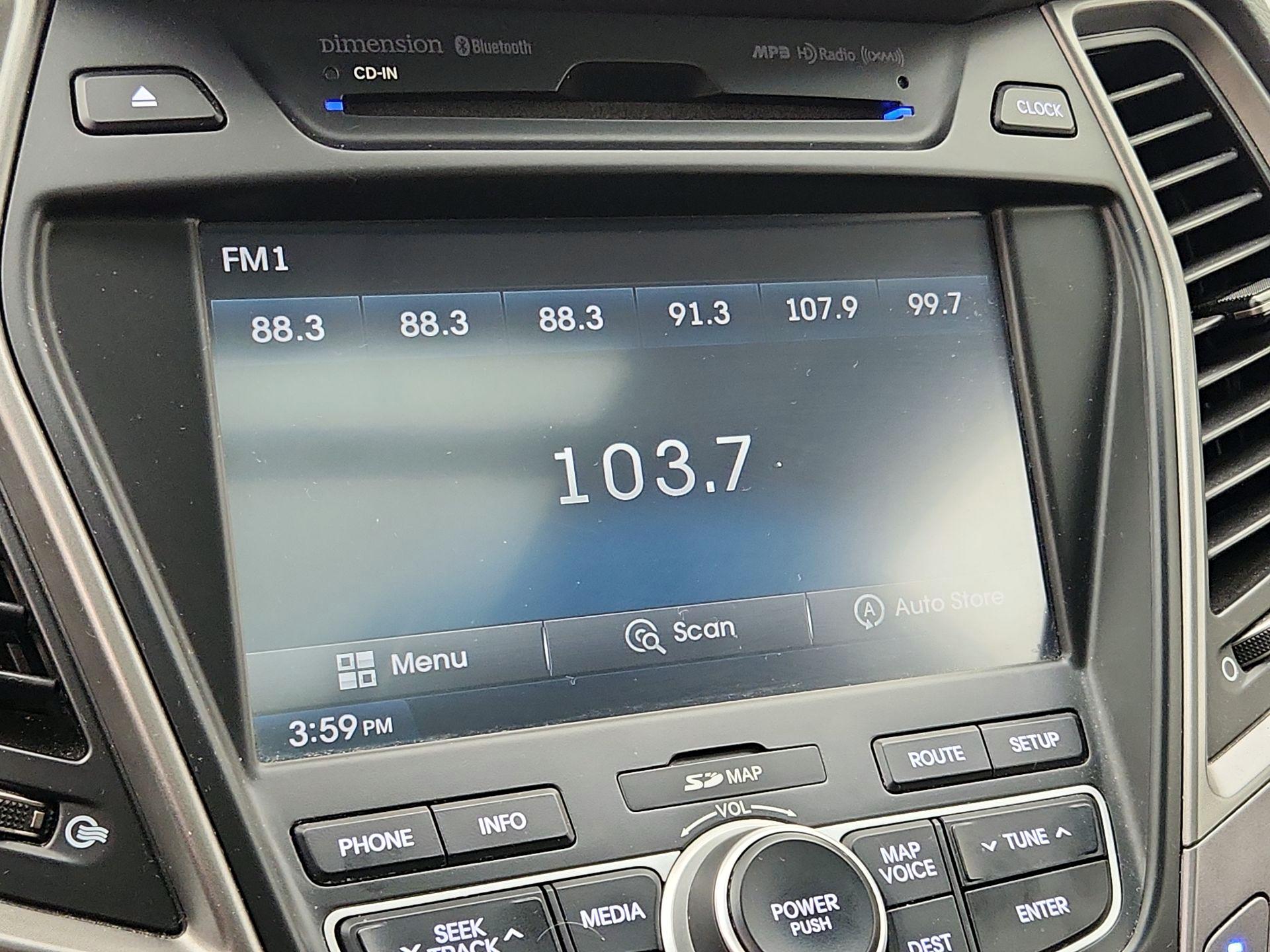 Thumbnail: 2016 Hyundai Santa Fe - 16