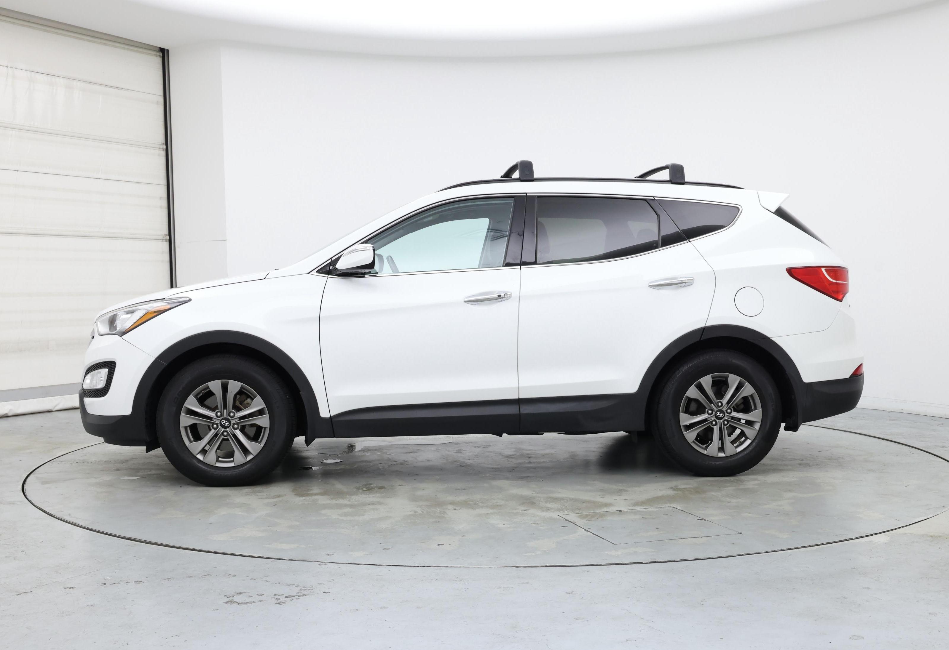 Thumbnail: 2016 Hyundai Santa Fe - 3