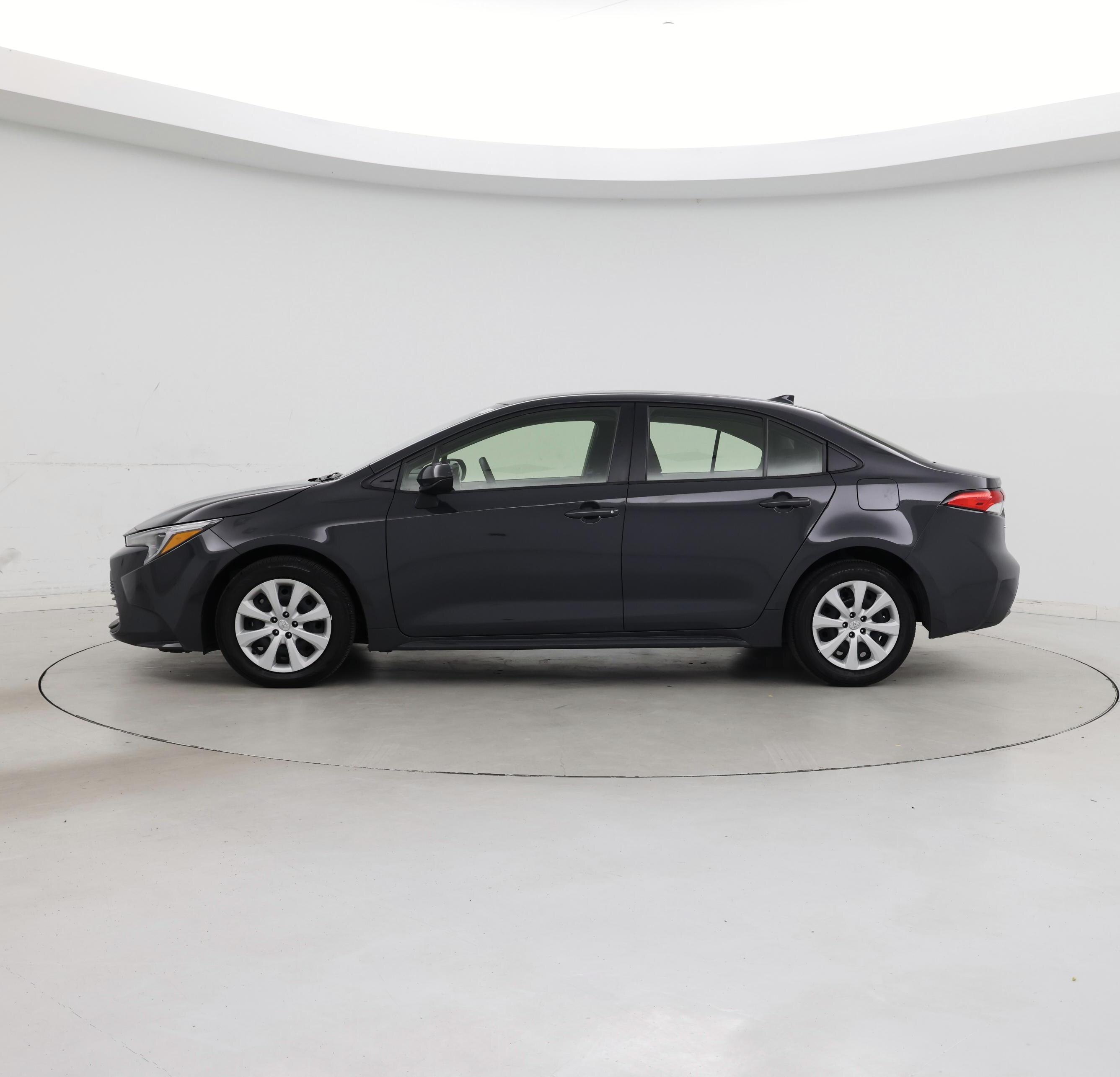 Thumbnail: 2024 Toyota Corolla - 3