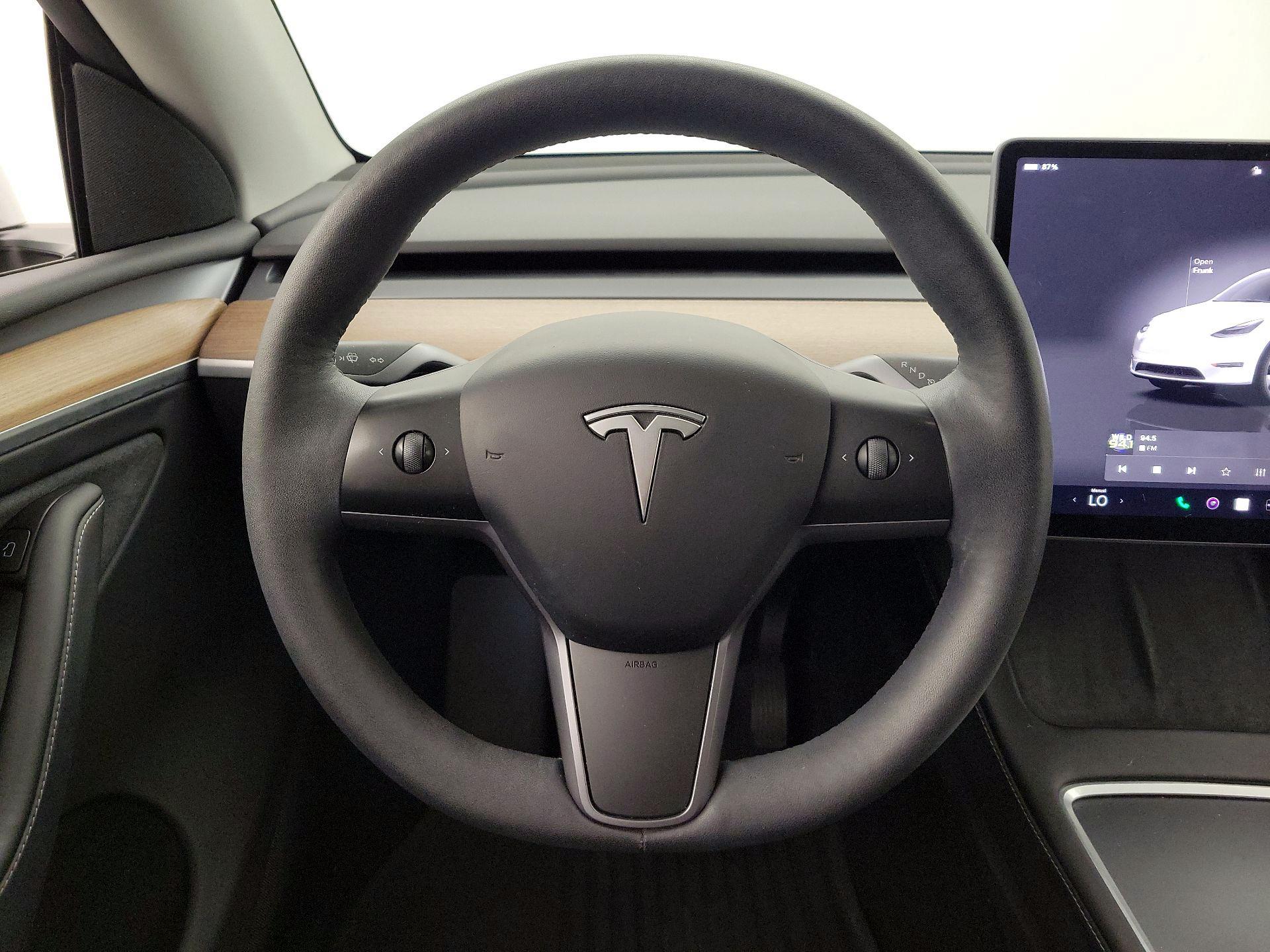 Thumbnail: 2023 Tesla Model Y - 10