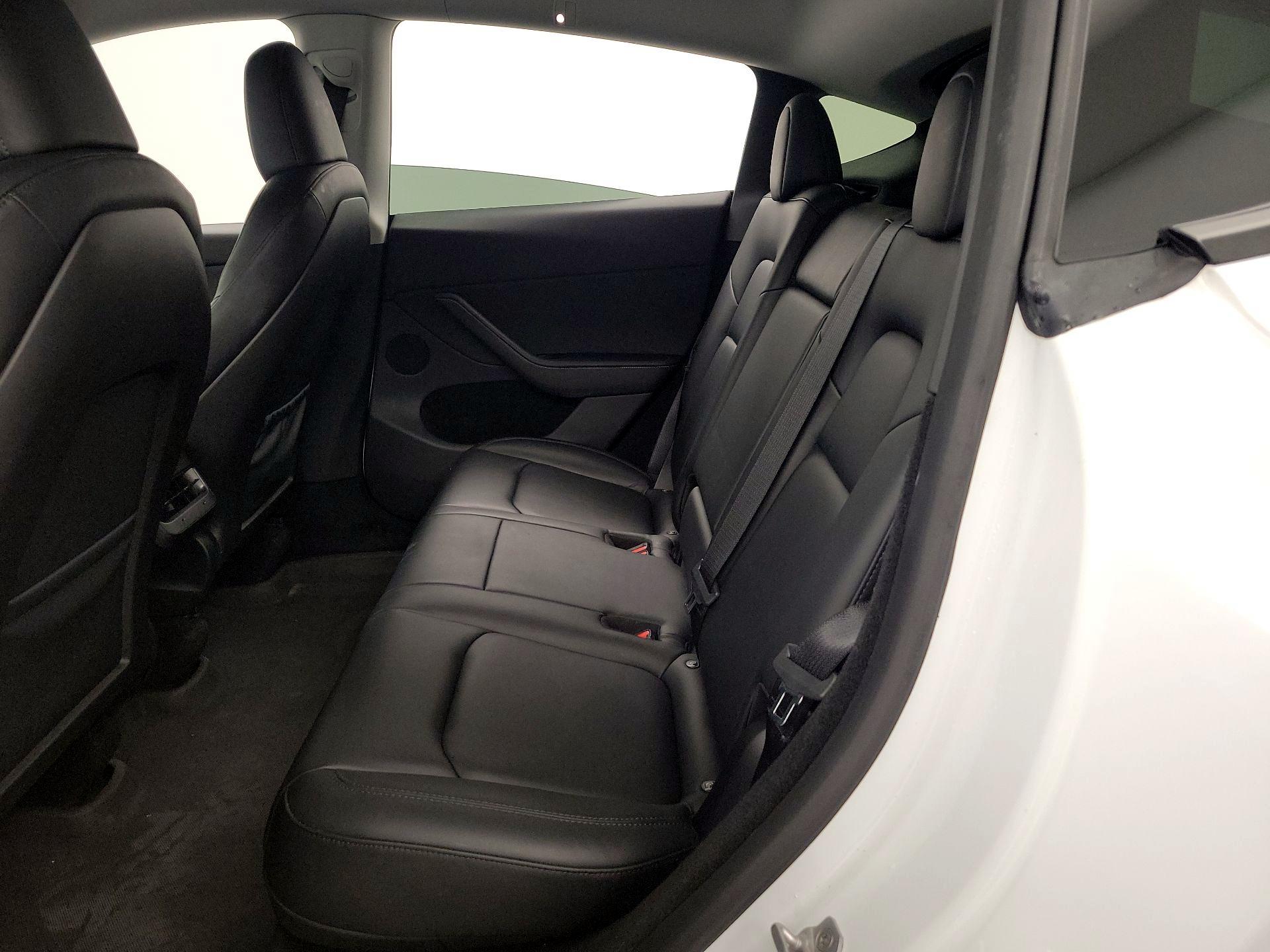 Thumbnail: 2023 Tesla Model Y - 18