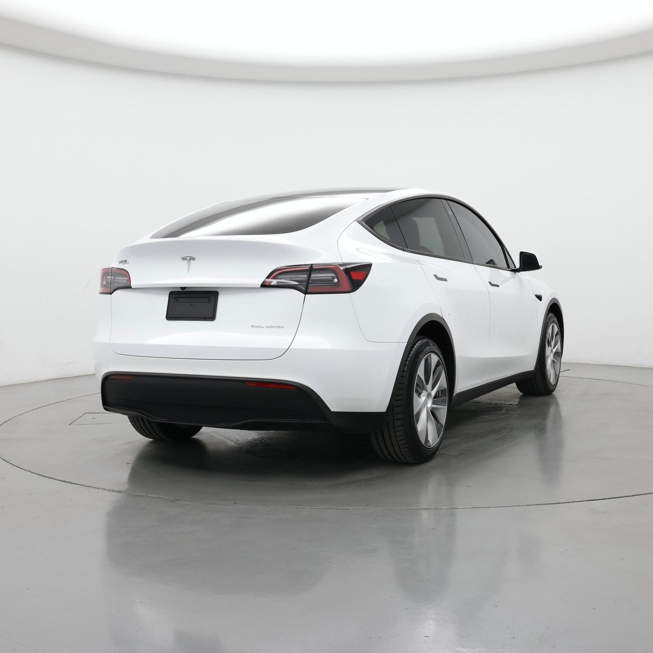 Thumbnail: 2023 Tesla Model Y - 8
