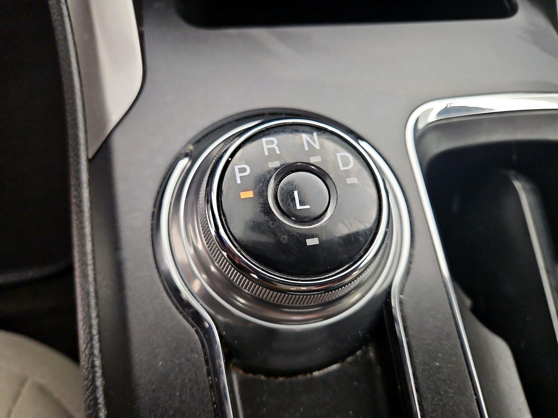 Thumbnail: 2019 Ford Fusion - 17