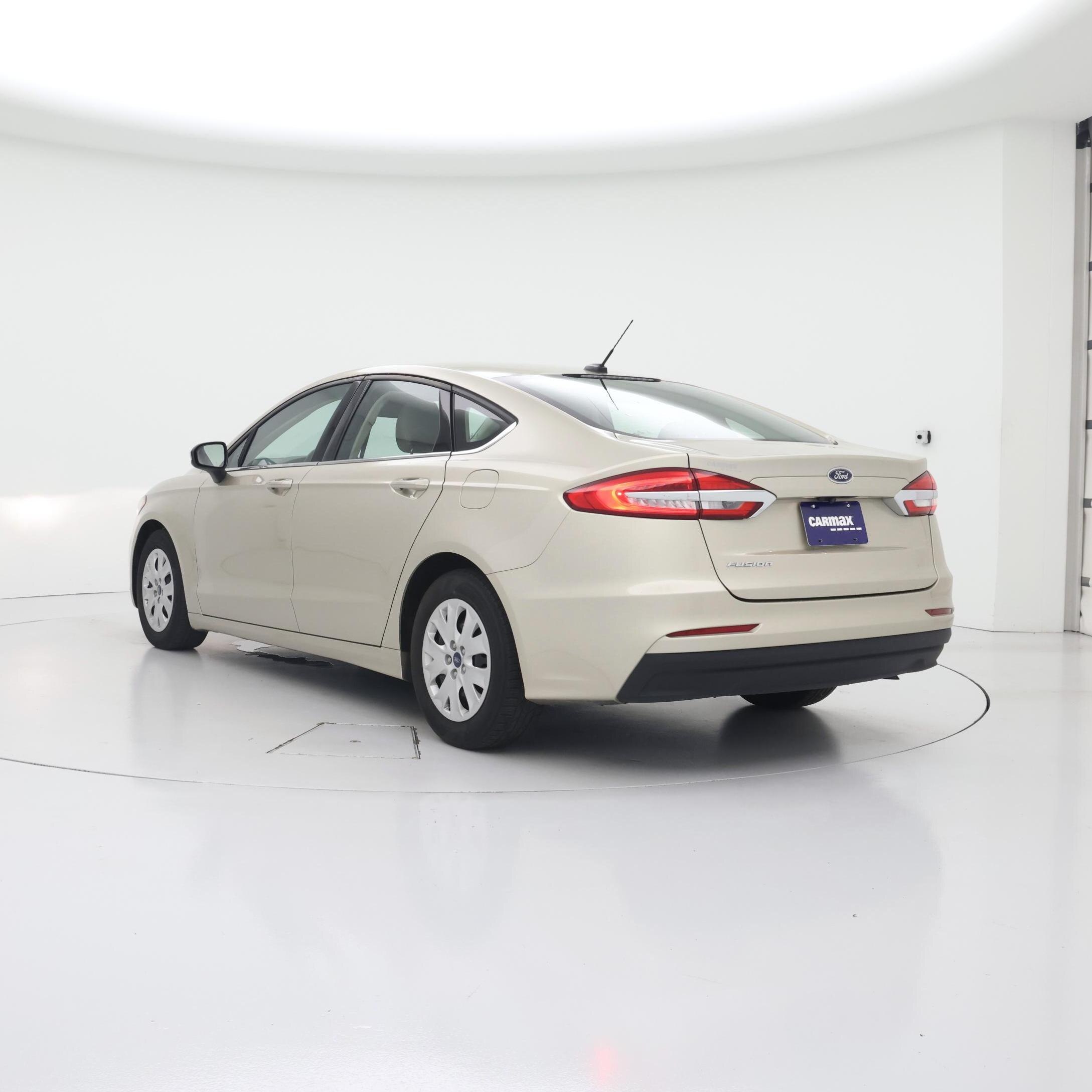 Thumbnail: 2019 Ford Fusion - 2