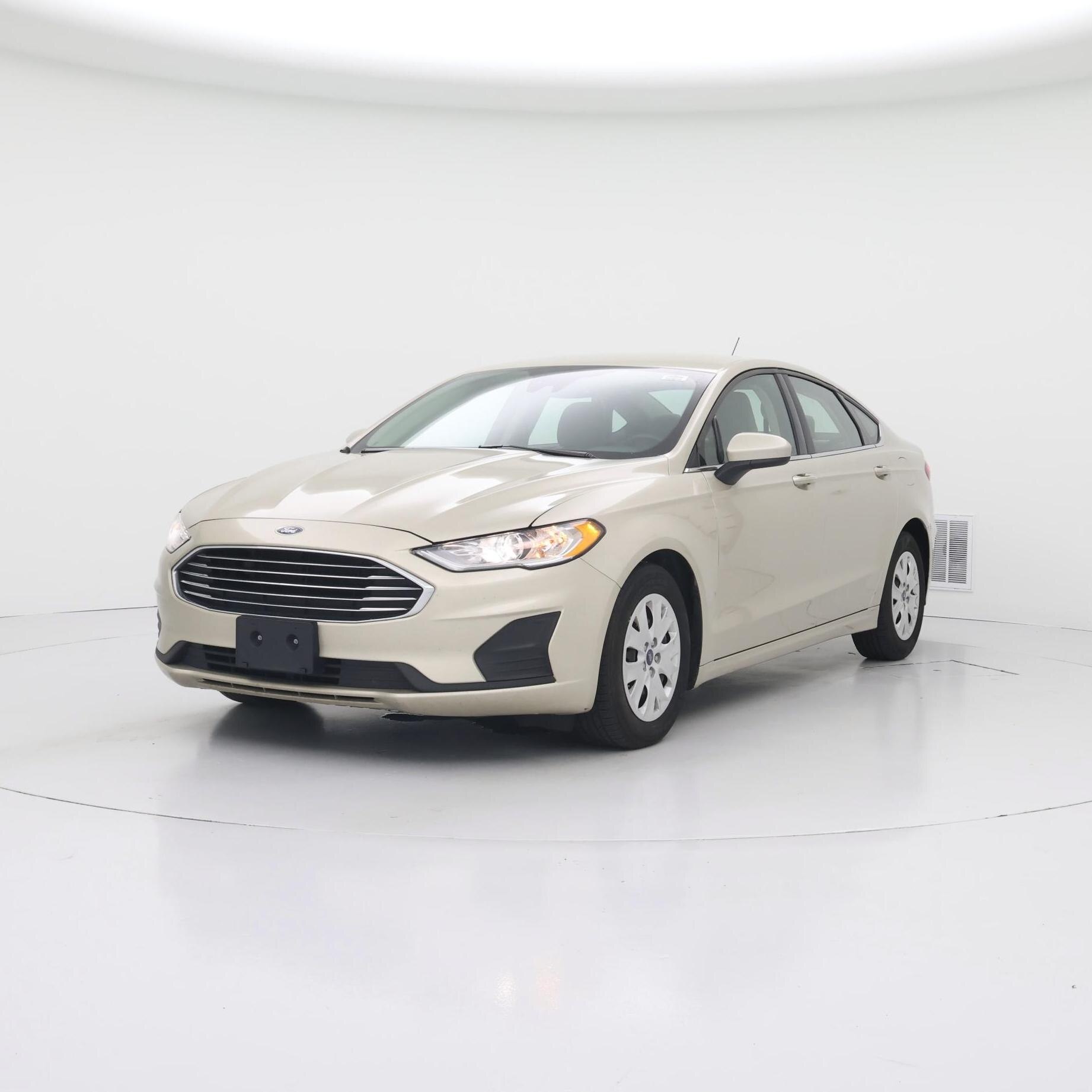 Thumbnail: 2019 Ford Fusion - 4