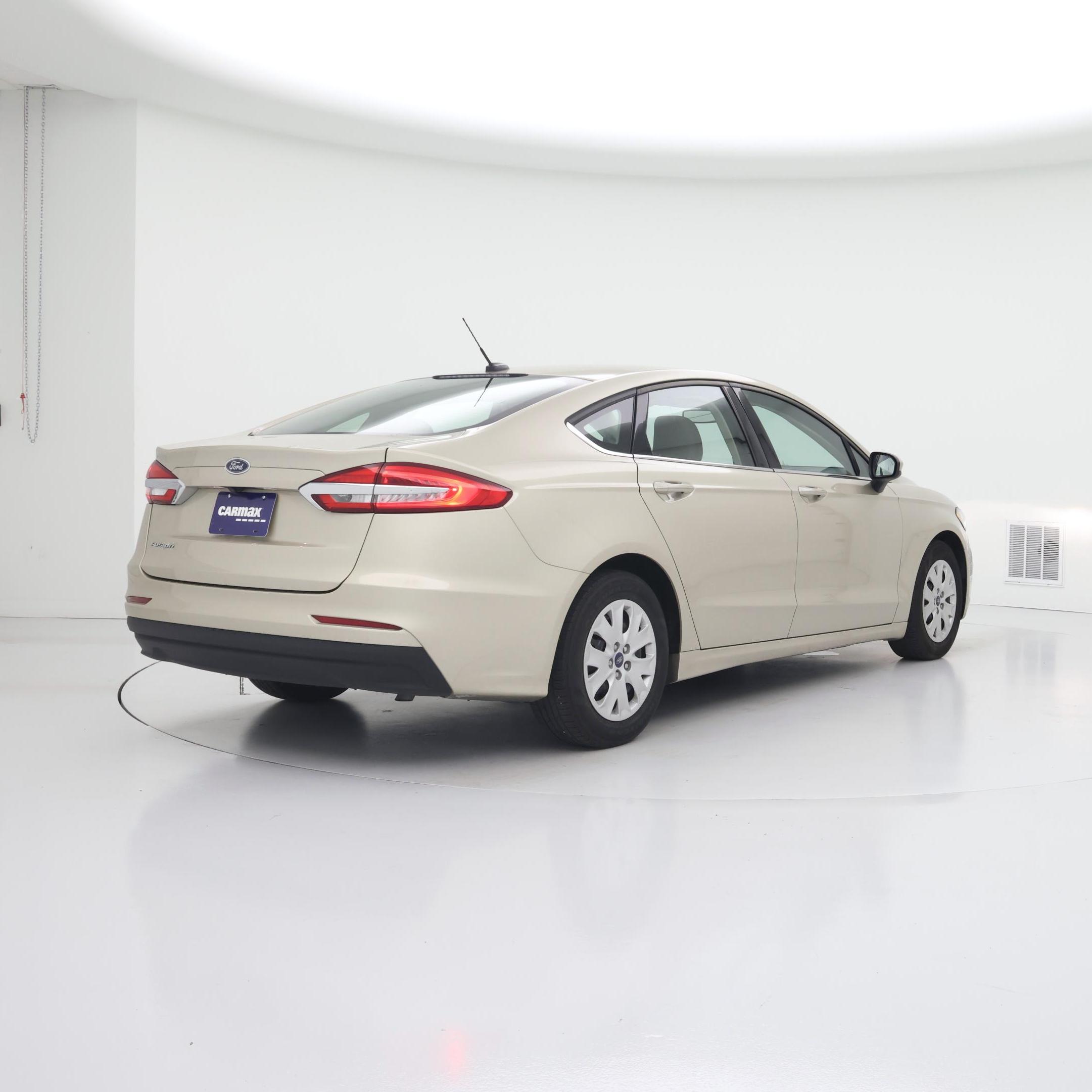 Thumbnail: 2019 Ford Fusion - 8