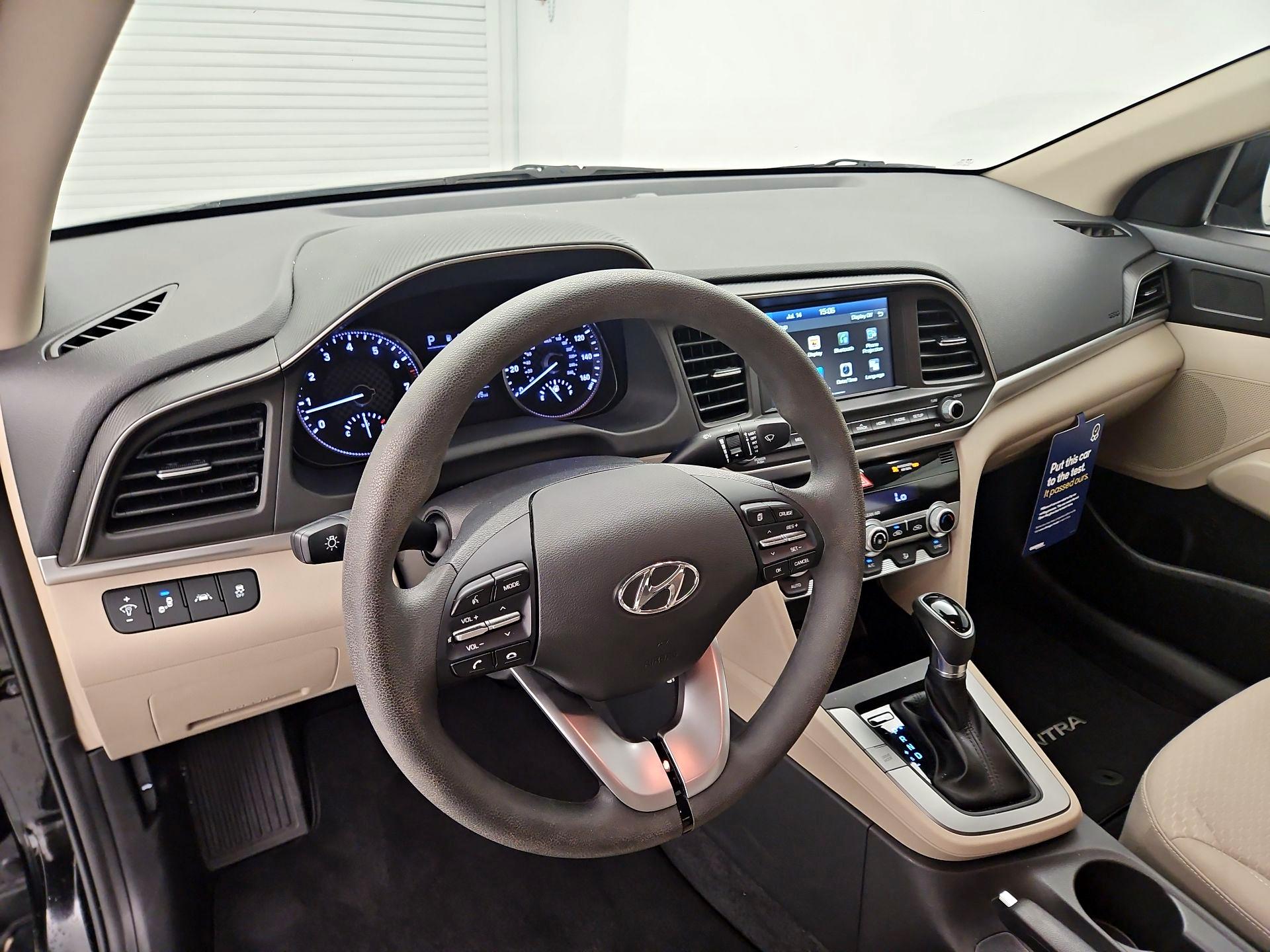 Thumbnail: 2020 Hyundai Elantra - 9