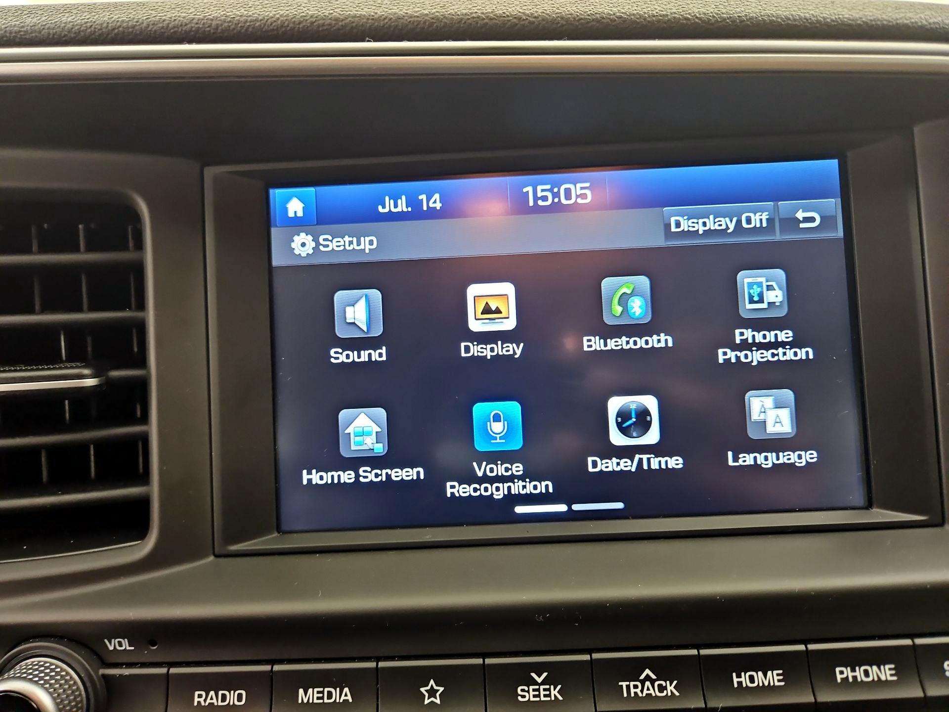 Thumbnail: 2020 Hyundai Elantra - 14