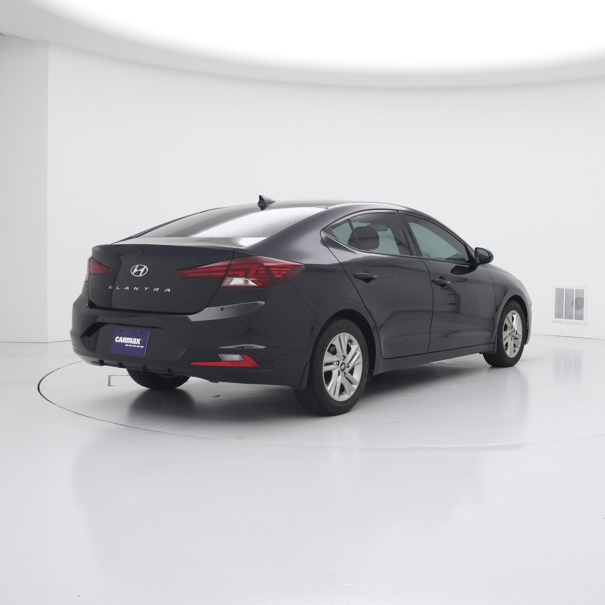 Thumbnail: 2020 Hyundai Elantra - 8