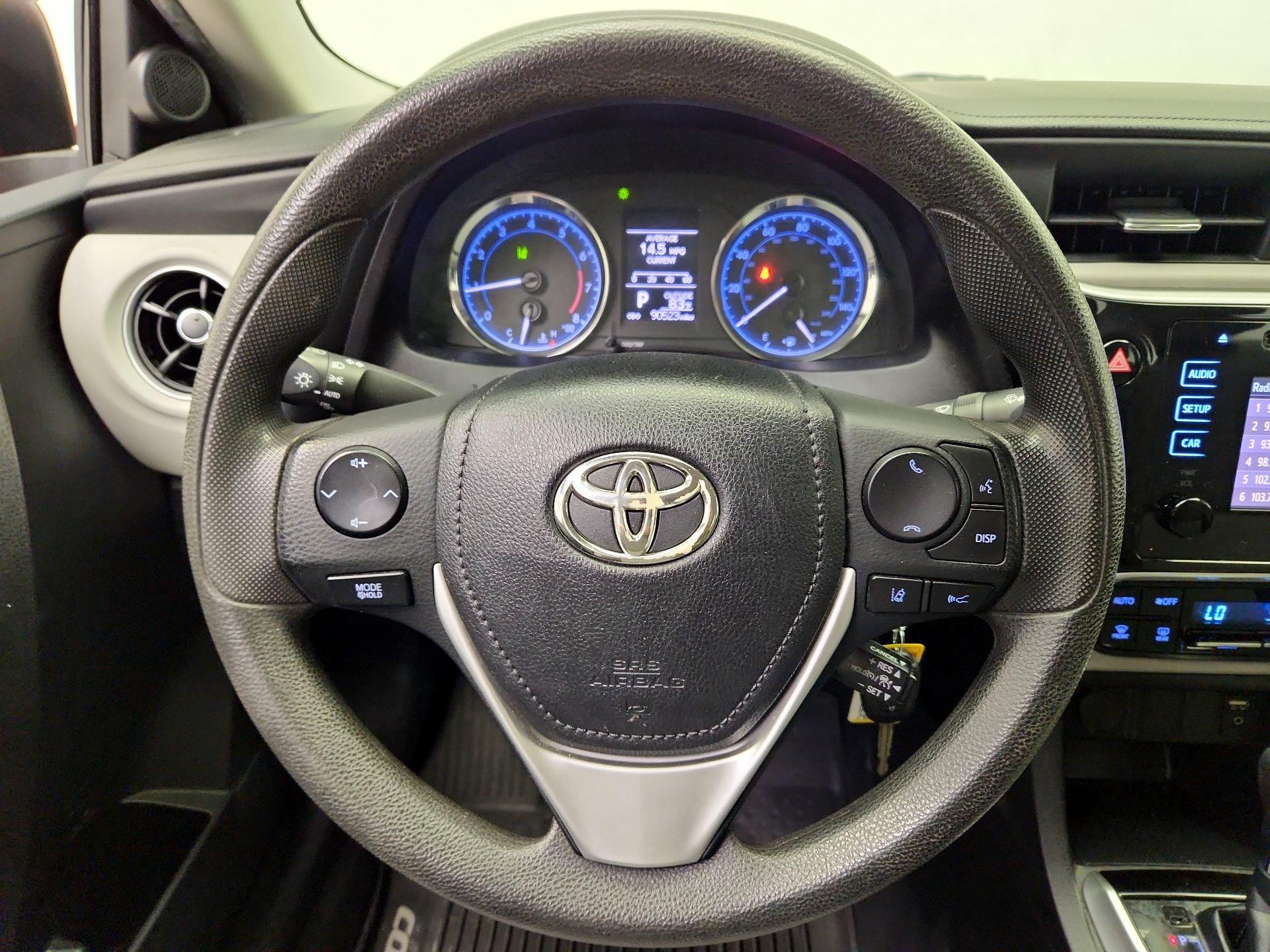 Thumbnail: 2019 Toyota Corolla - 10