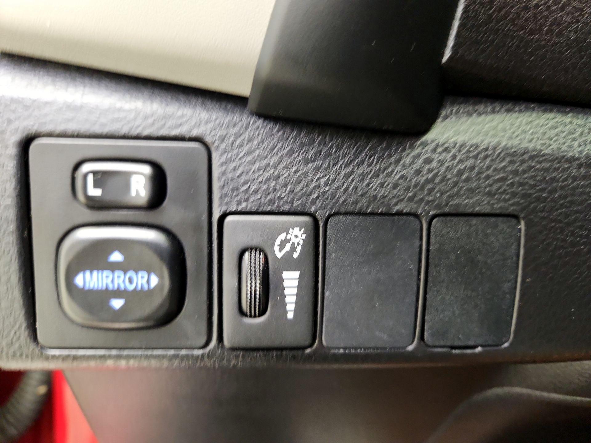 Thumbnail: 2019 Toyota Corolla - 13