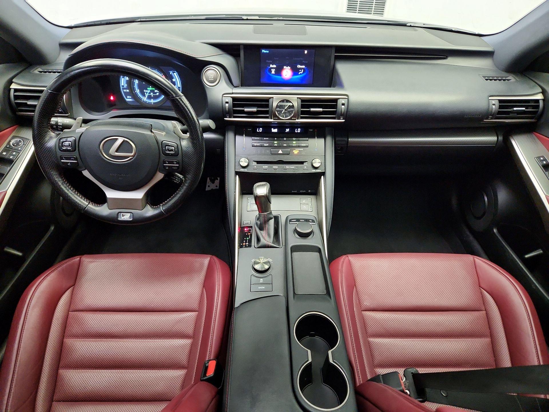 Thumbnail: 2017 Lexus IS - 9