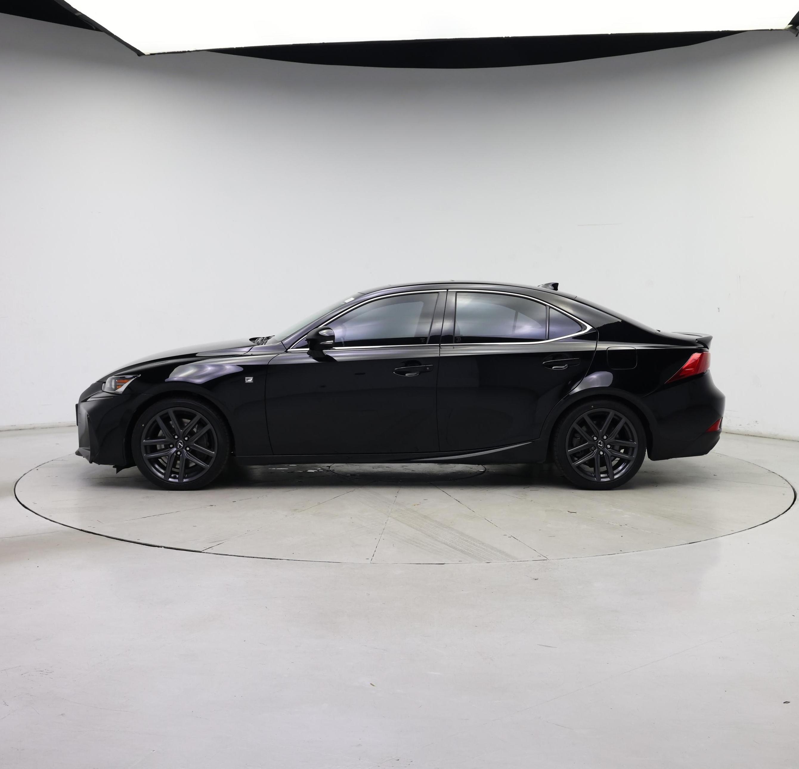Thumbnail: 2017 Lexus IS - 3