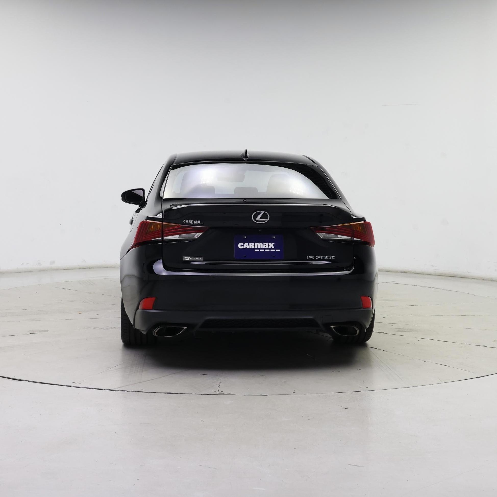 Thumbnail: 2017 Lexus IS - 6
