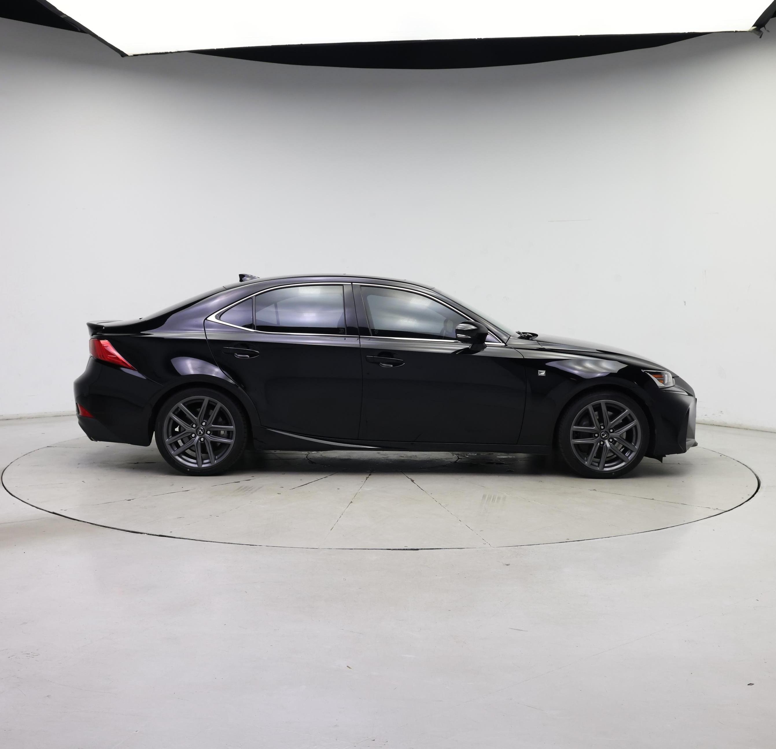 Thumbnail: 2017 Lexus IS - 7