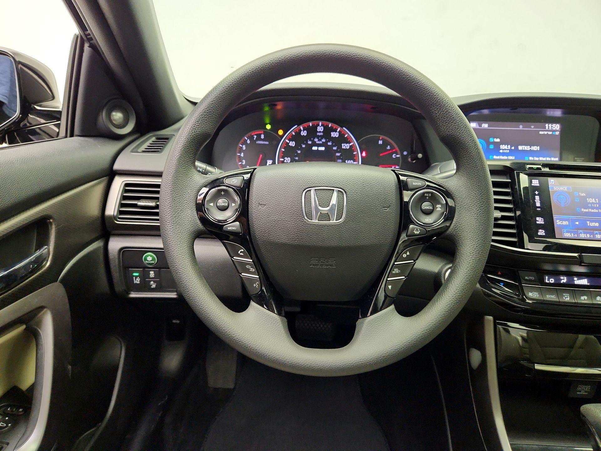 Thumbnail: 2016 Honda Accord - 10