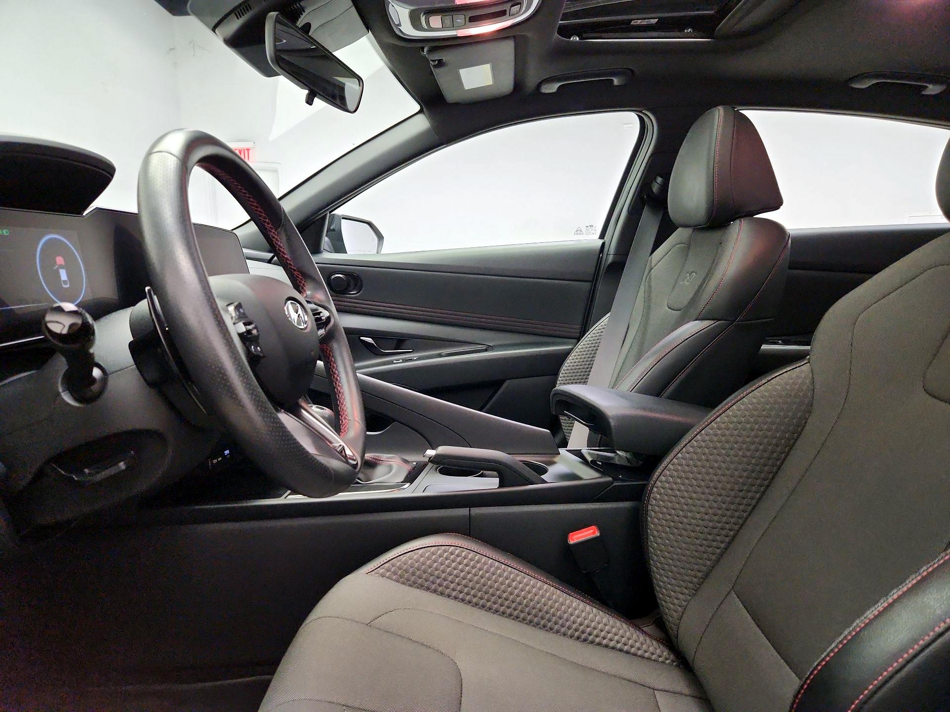 Thumbnail: 2023 Hyundai Elantra - 11