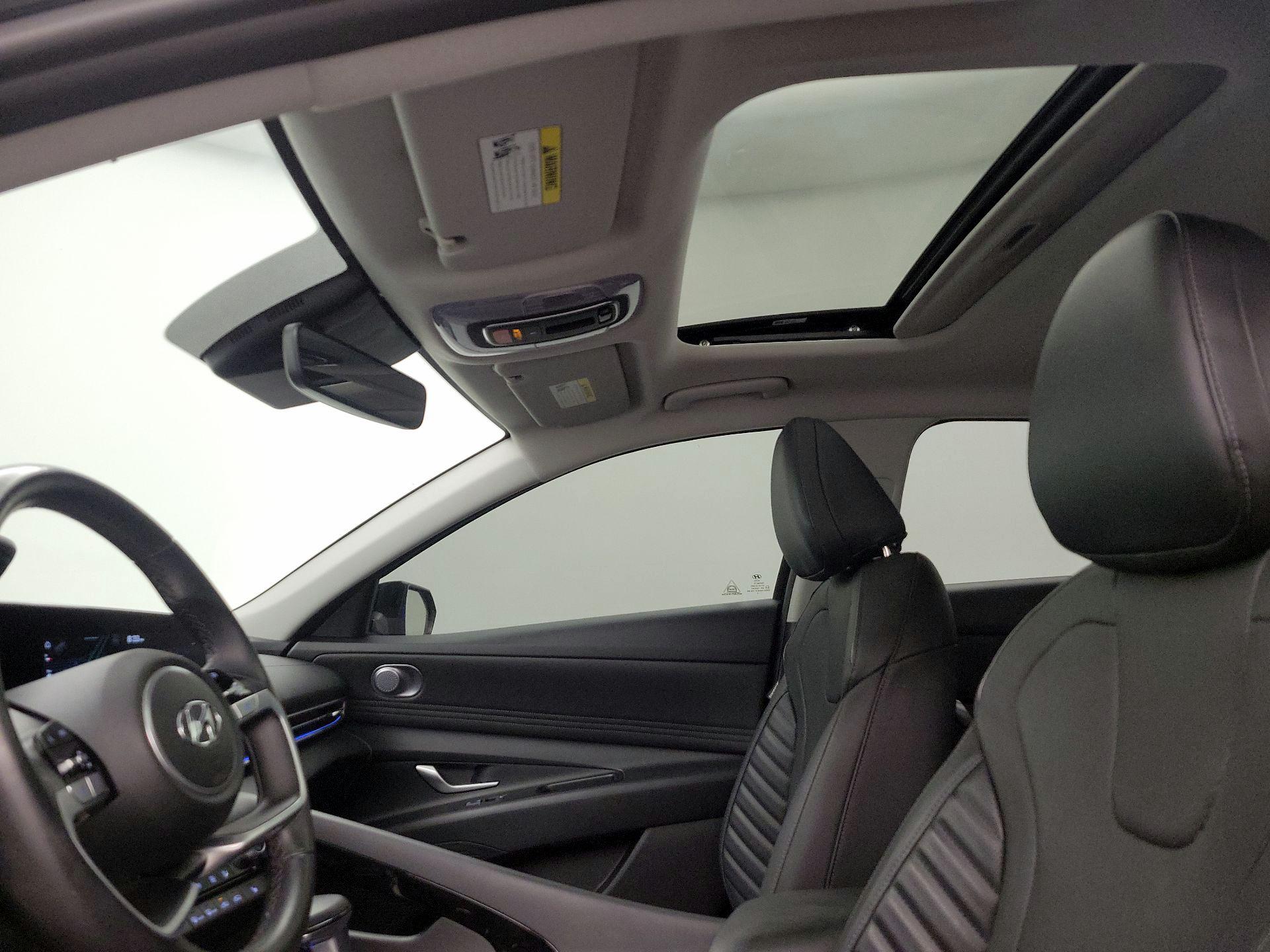 Thumbnail: 2023 Hyundai Elantra - 20
