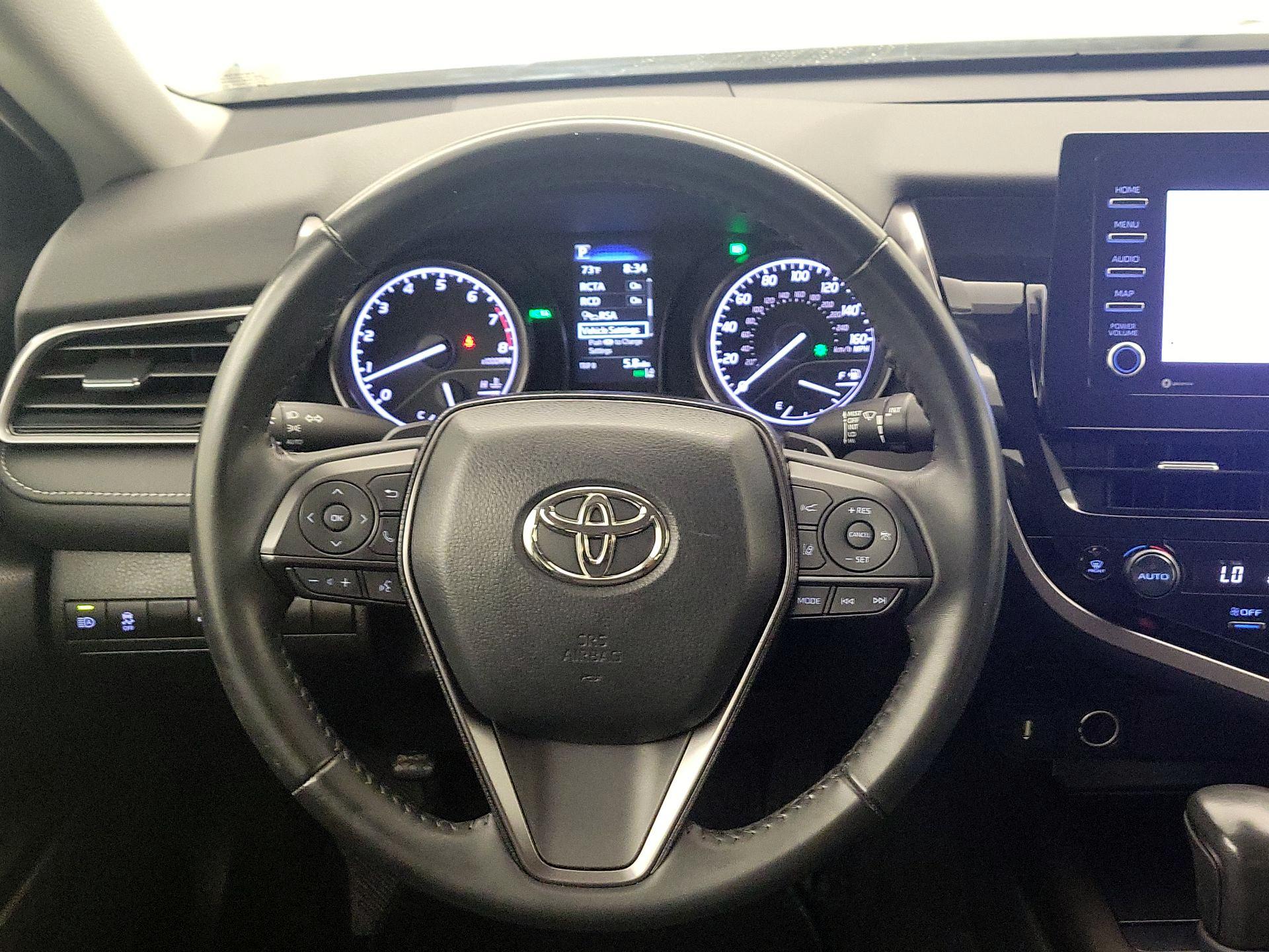 Thumbnail: 2023 Toyota Camry - 10