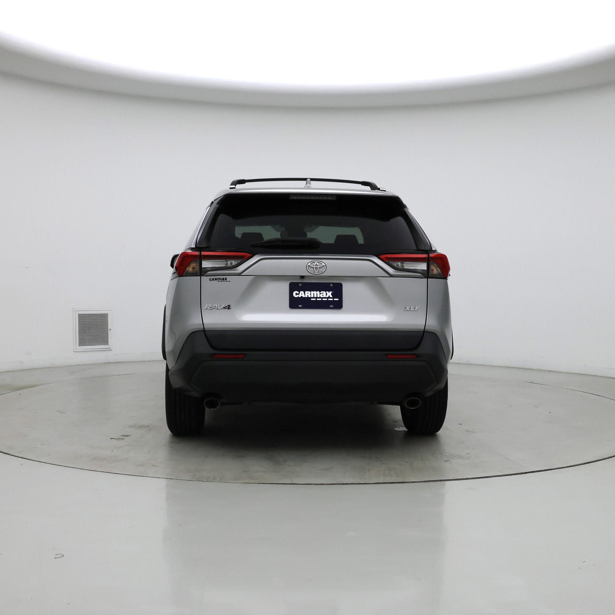 Thumbnail: 2021 Toyota RAV4 - 6