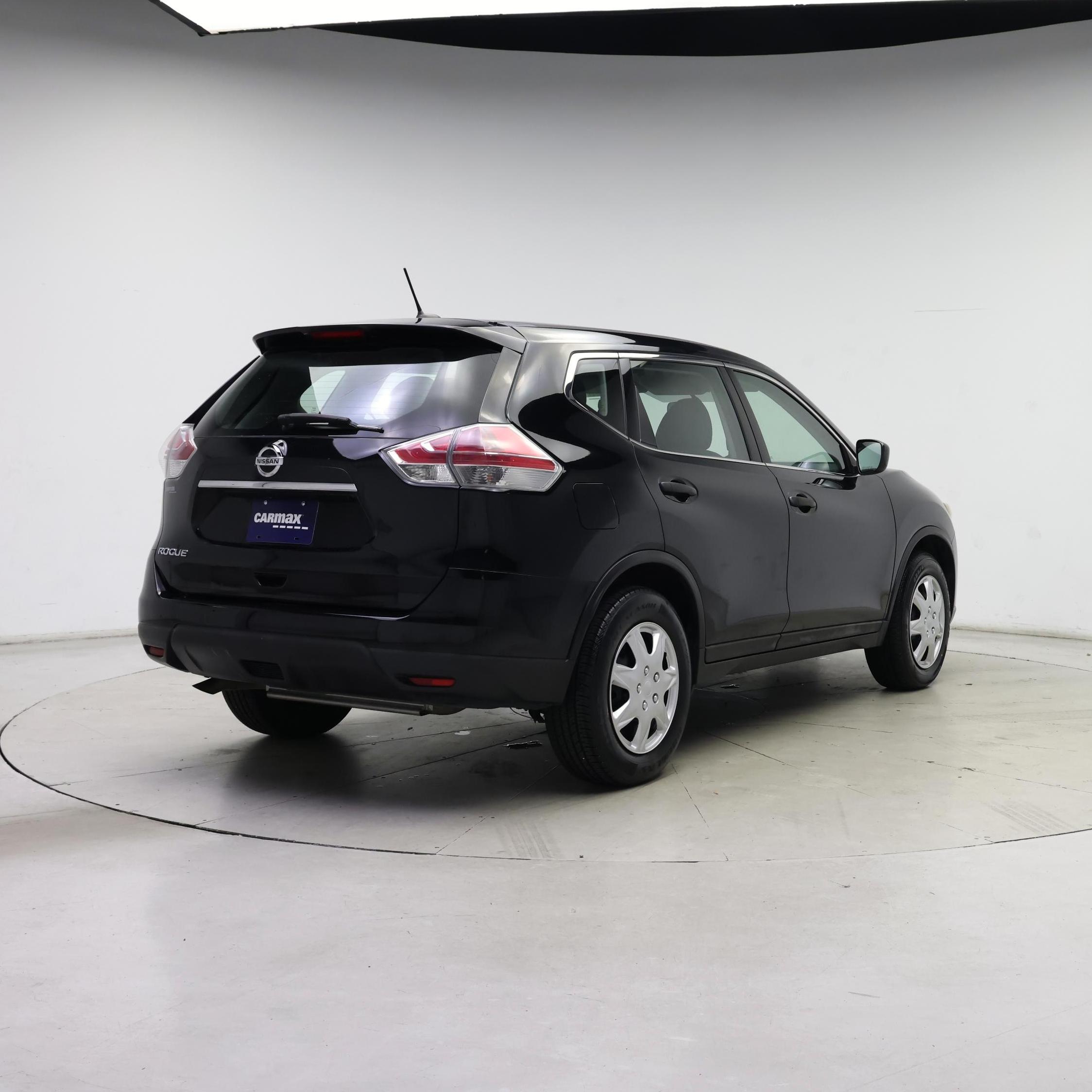 Thumbnail: 2016 Nissan Rogue - 8