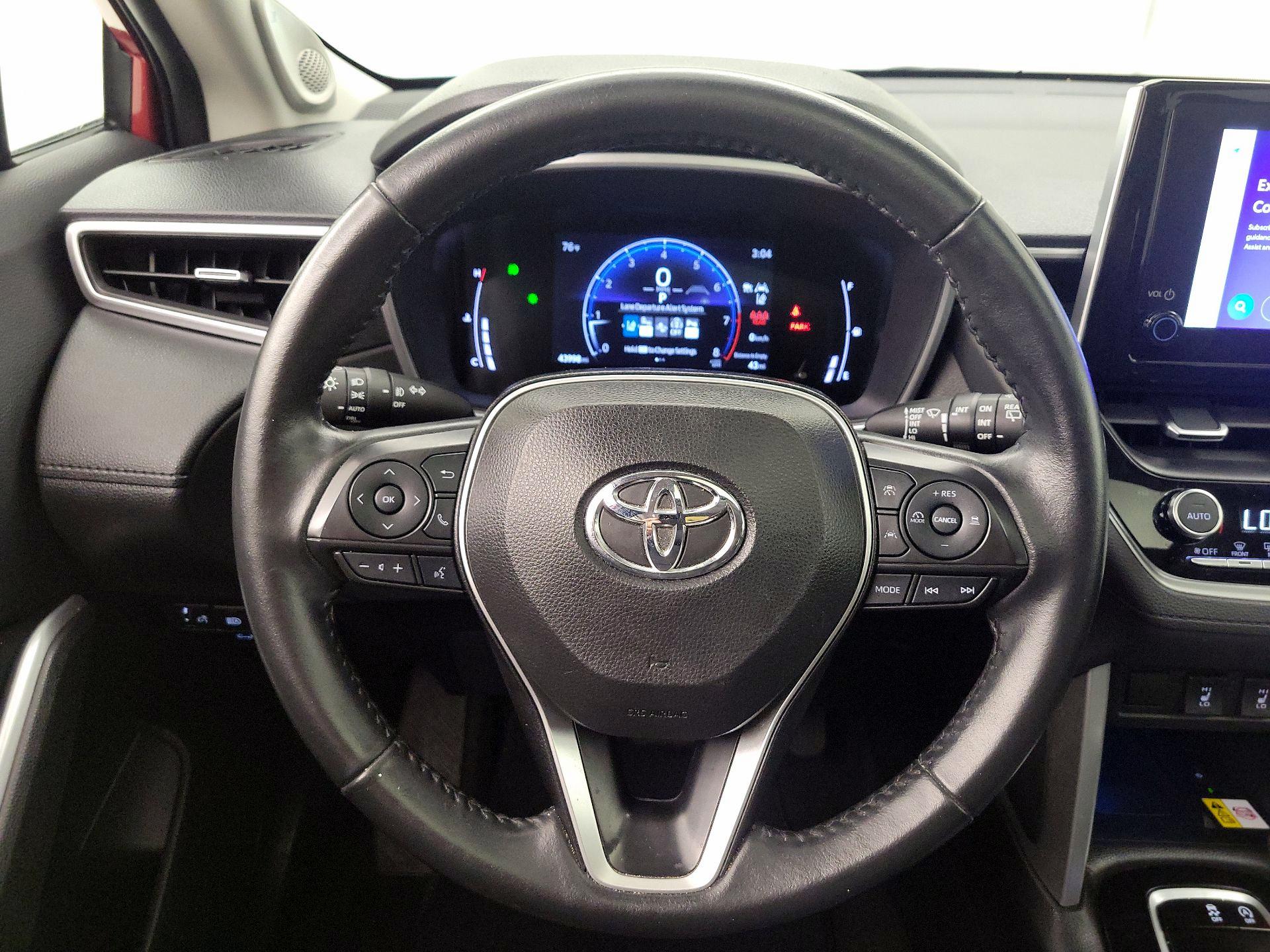 Thumbnail: 2023 Toyota Corolla Cross - 10