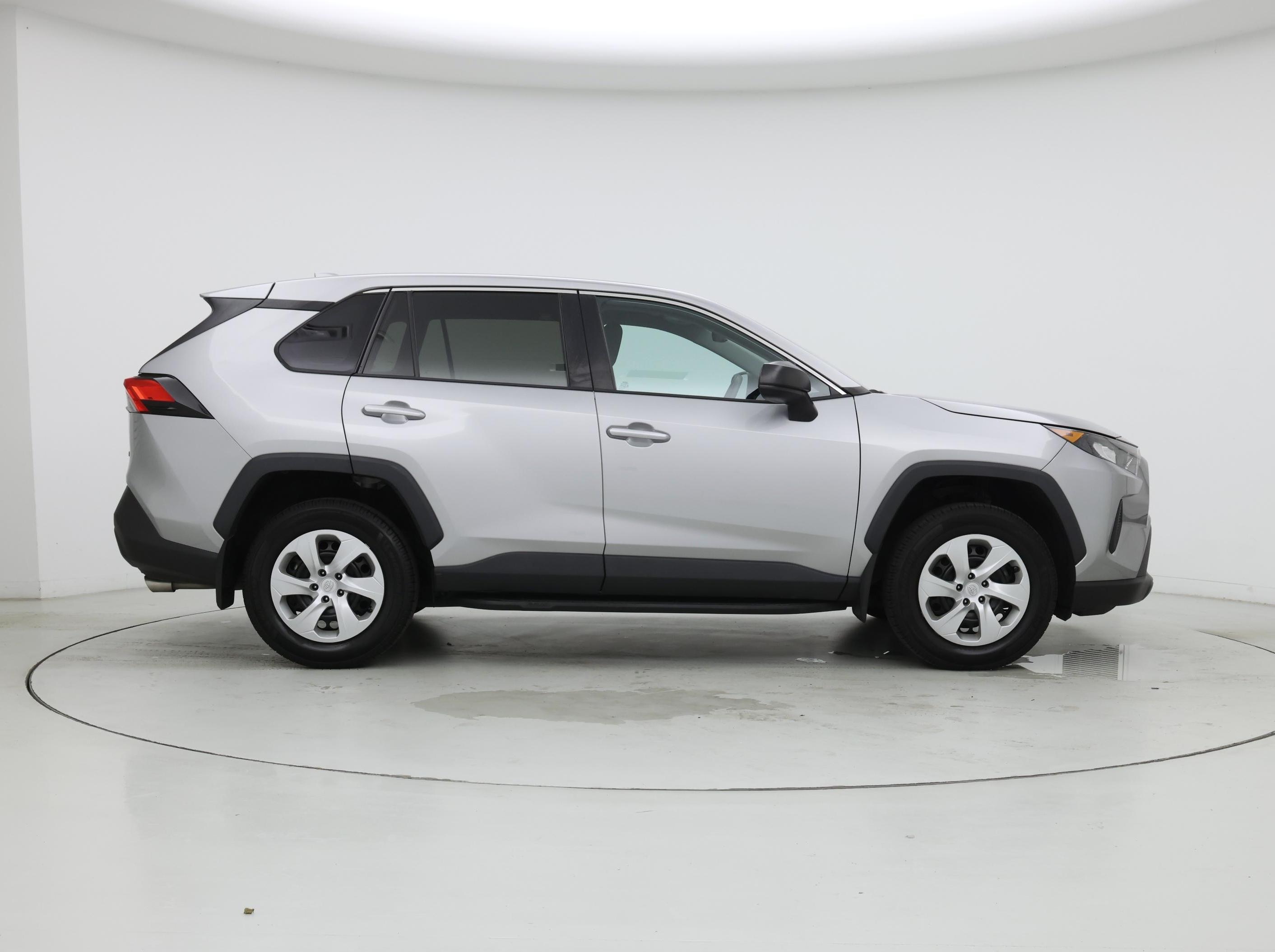 Thumbnail: 2022 Toyota RAV4 - 7