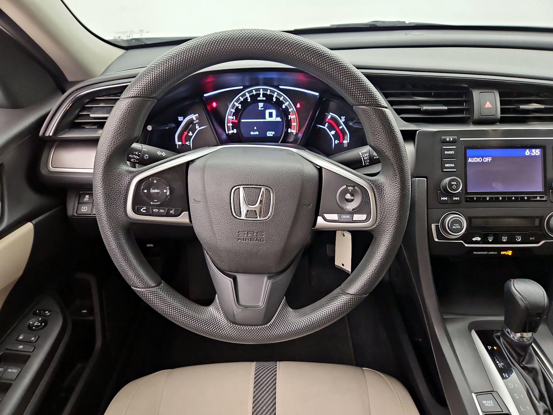 Thumbnail: 2017 Honda Civic - 10