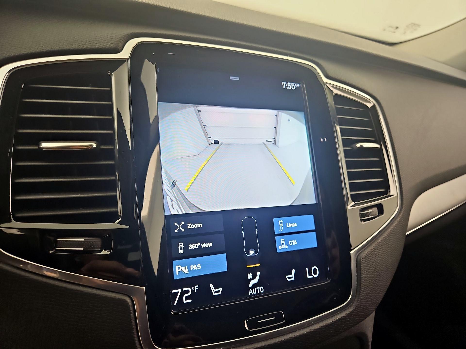 Thumbnail: 2021 Volvo XC90 - 15
