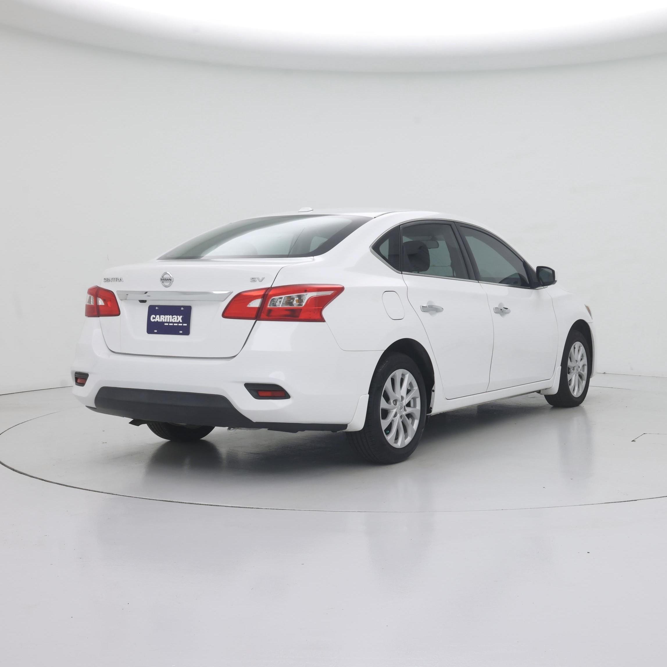 Thumbnail: 2019 Nissan Sentra - 8
