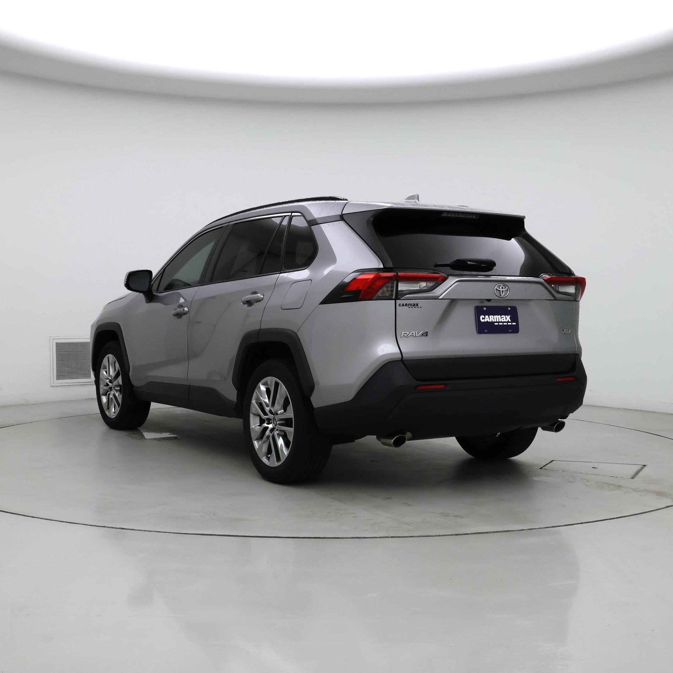 Thumbnail: 2021 Toyota RAV4 - 2