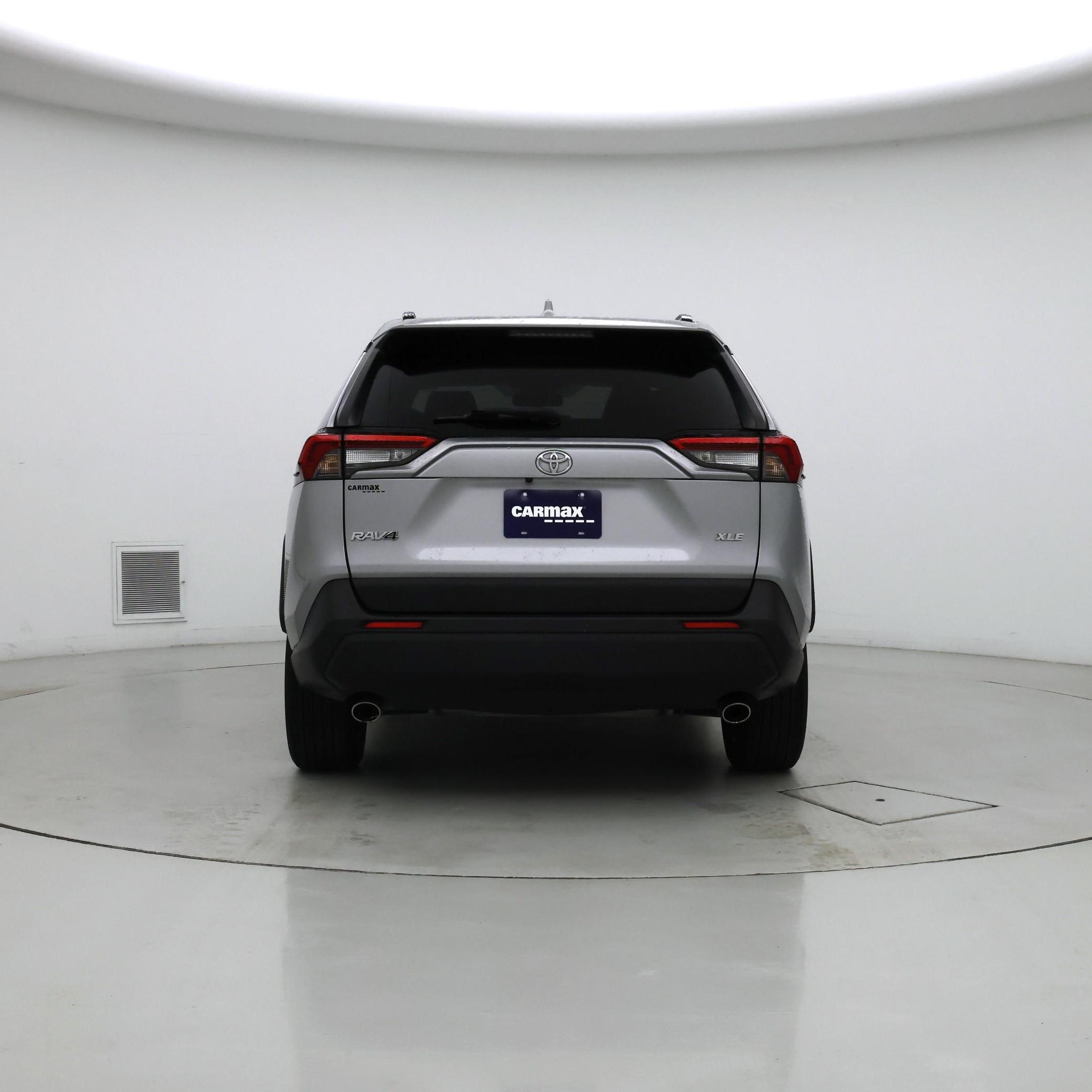 Thumbnail: 2021 Toyota RAV4 - 6