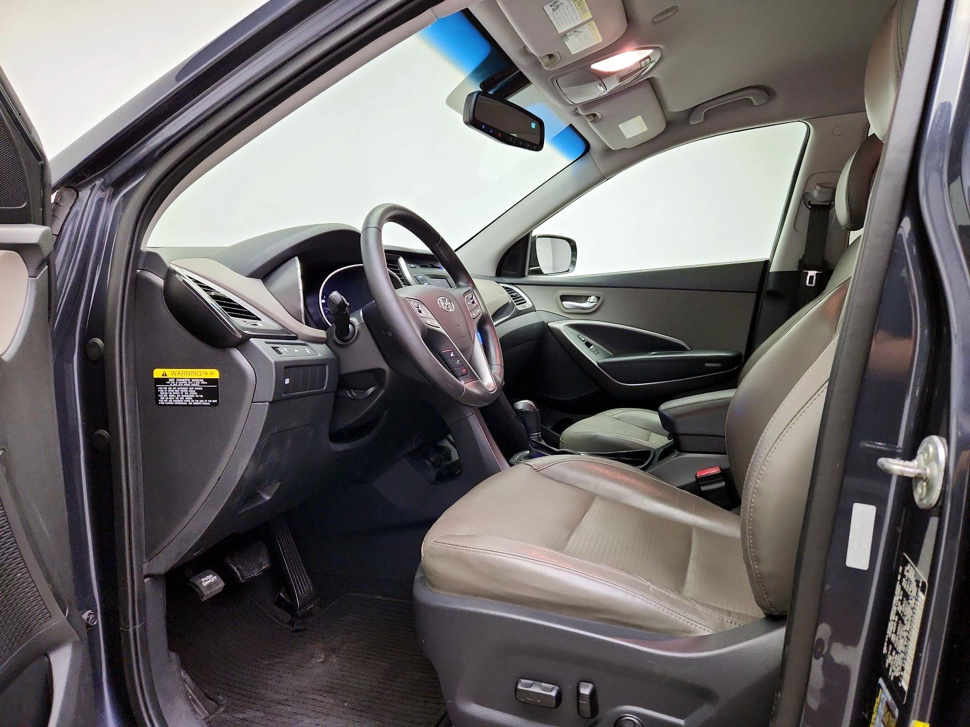 Thumbnail: 2013 Hyundai Santa Fe - 11