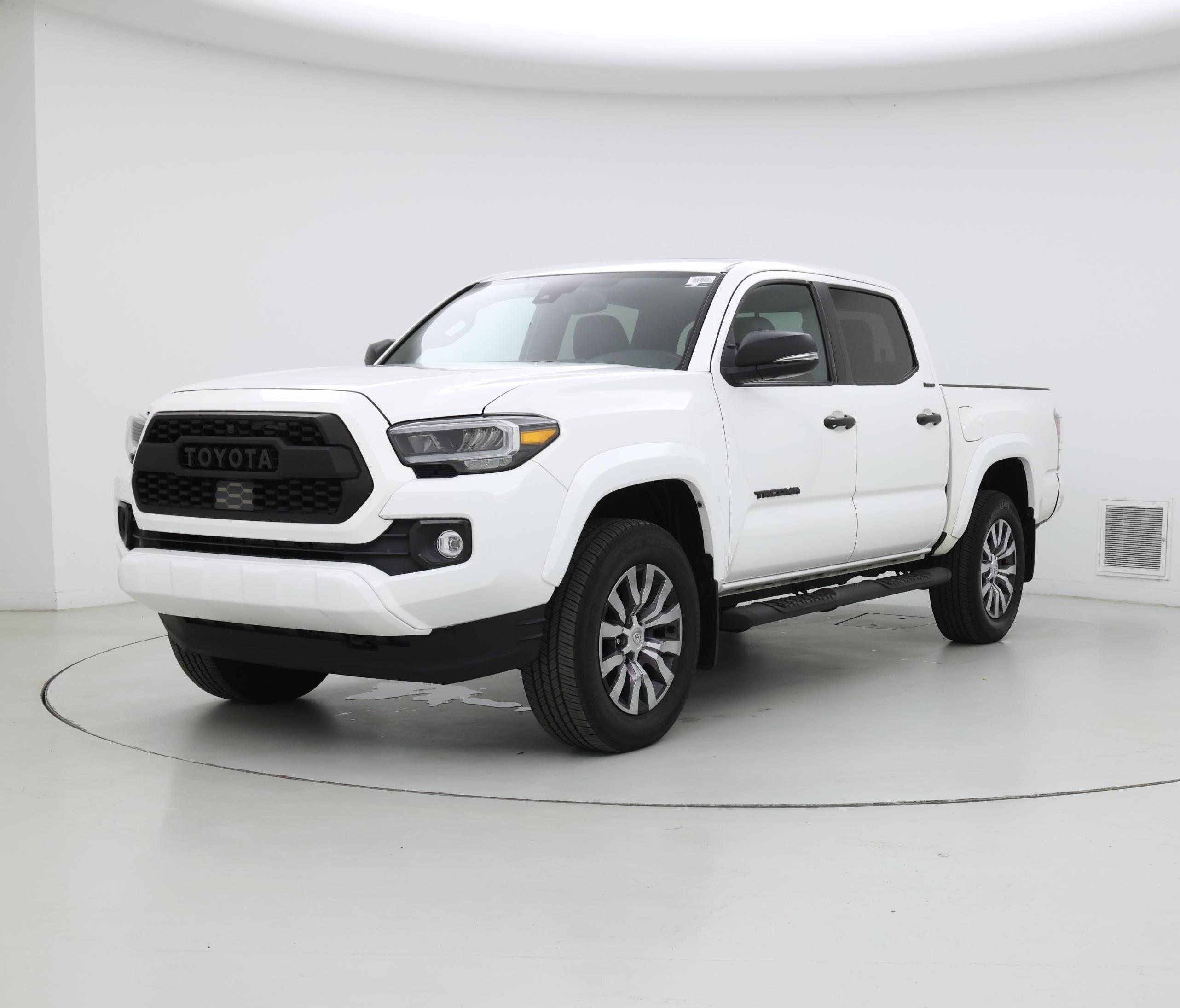 Thumbnail: 2022 Toyota Tacoma - 4