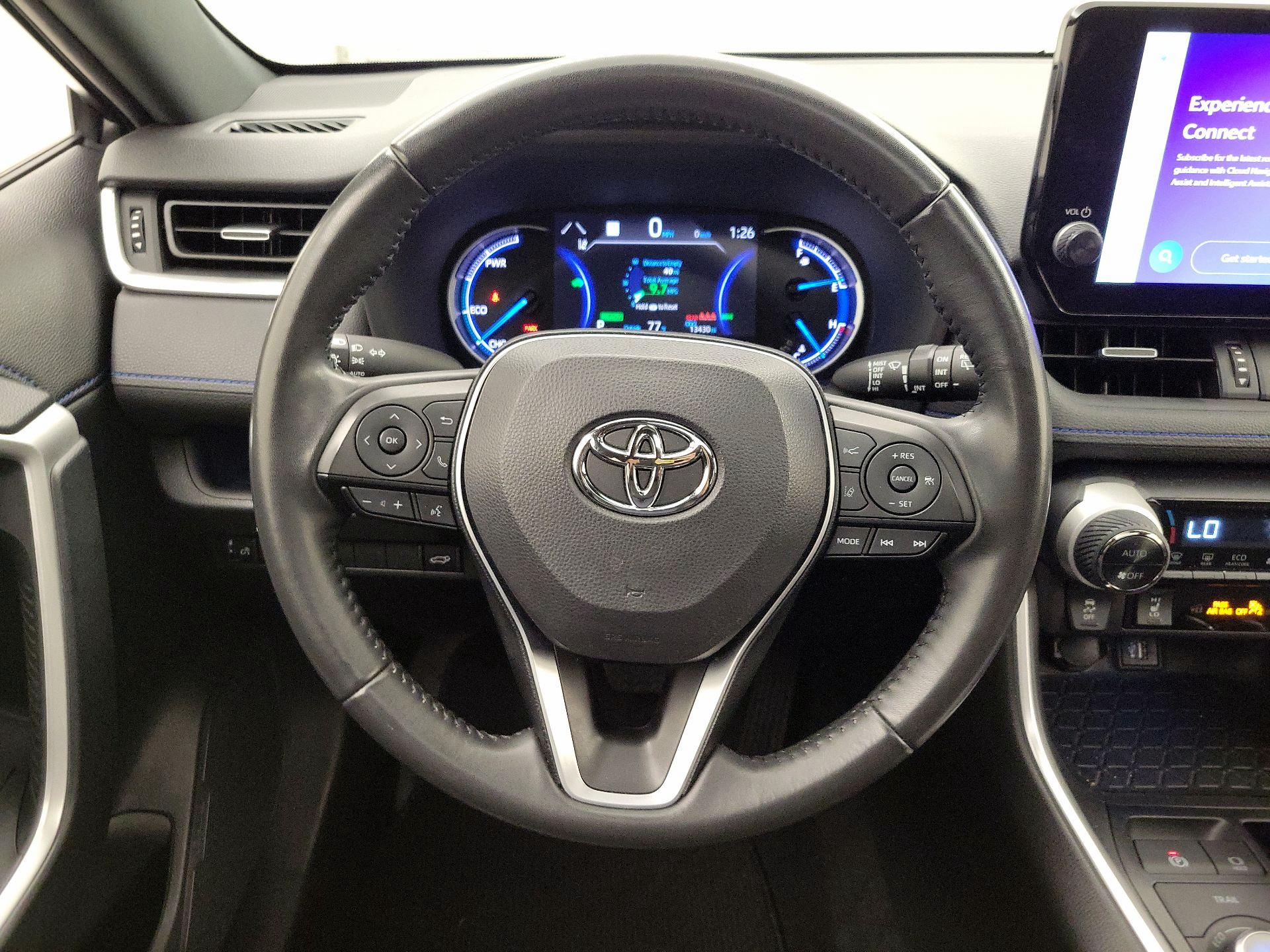 Thumbnail: 2023 Toyota RAV4 - 10