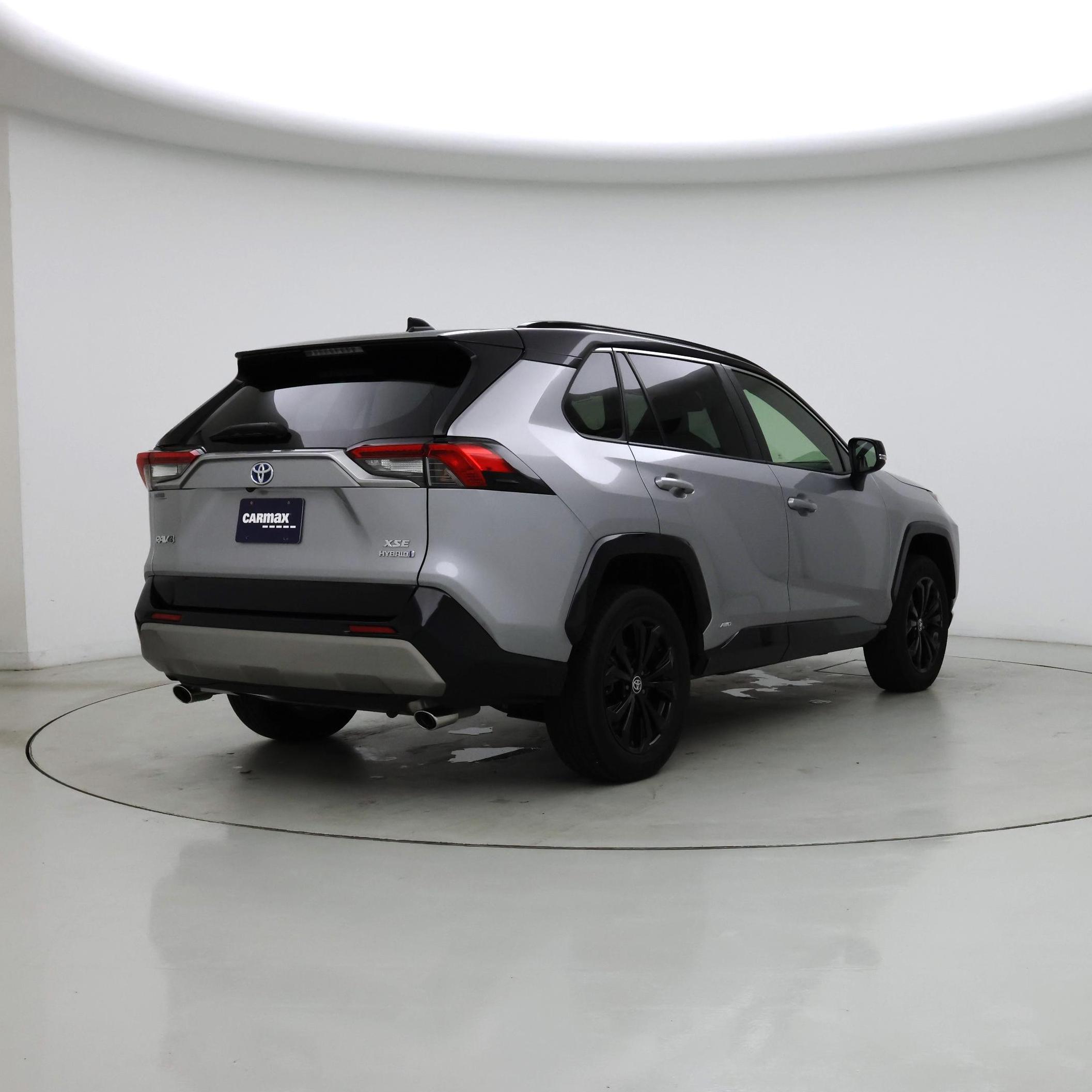 Thumbnail: 2023 Toyota RAV4 - 8