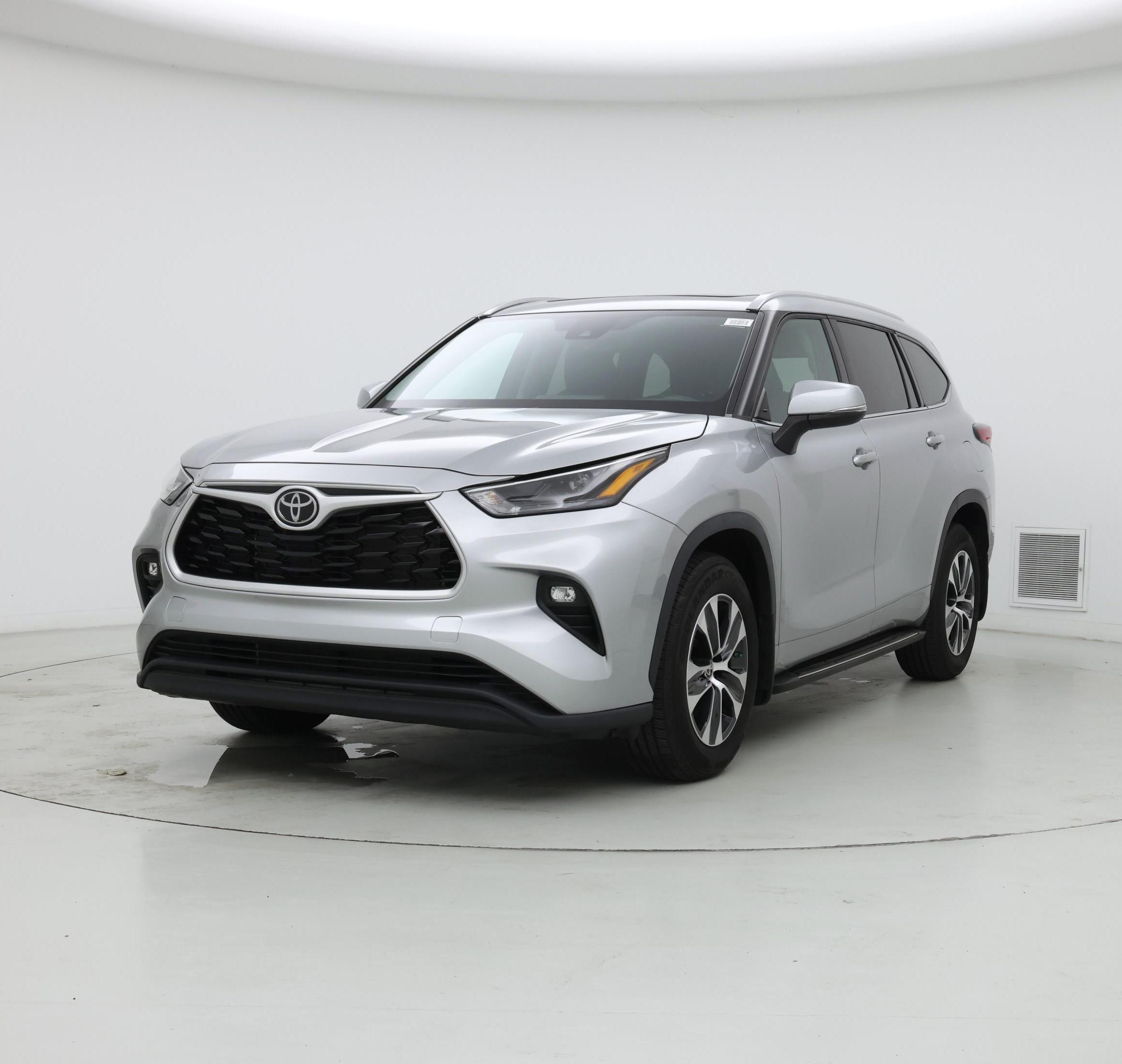 Thumbnail: 2022 Toyota Highlander - 4