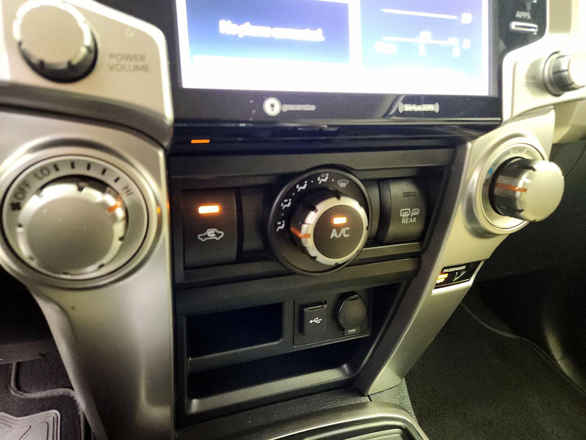 Thumbnail: 2021 Toyota 4Runner - 16