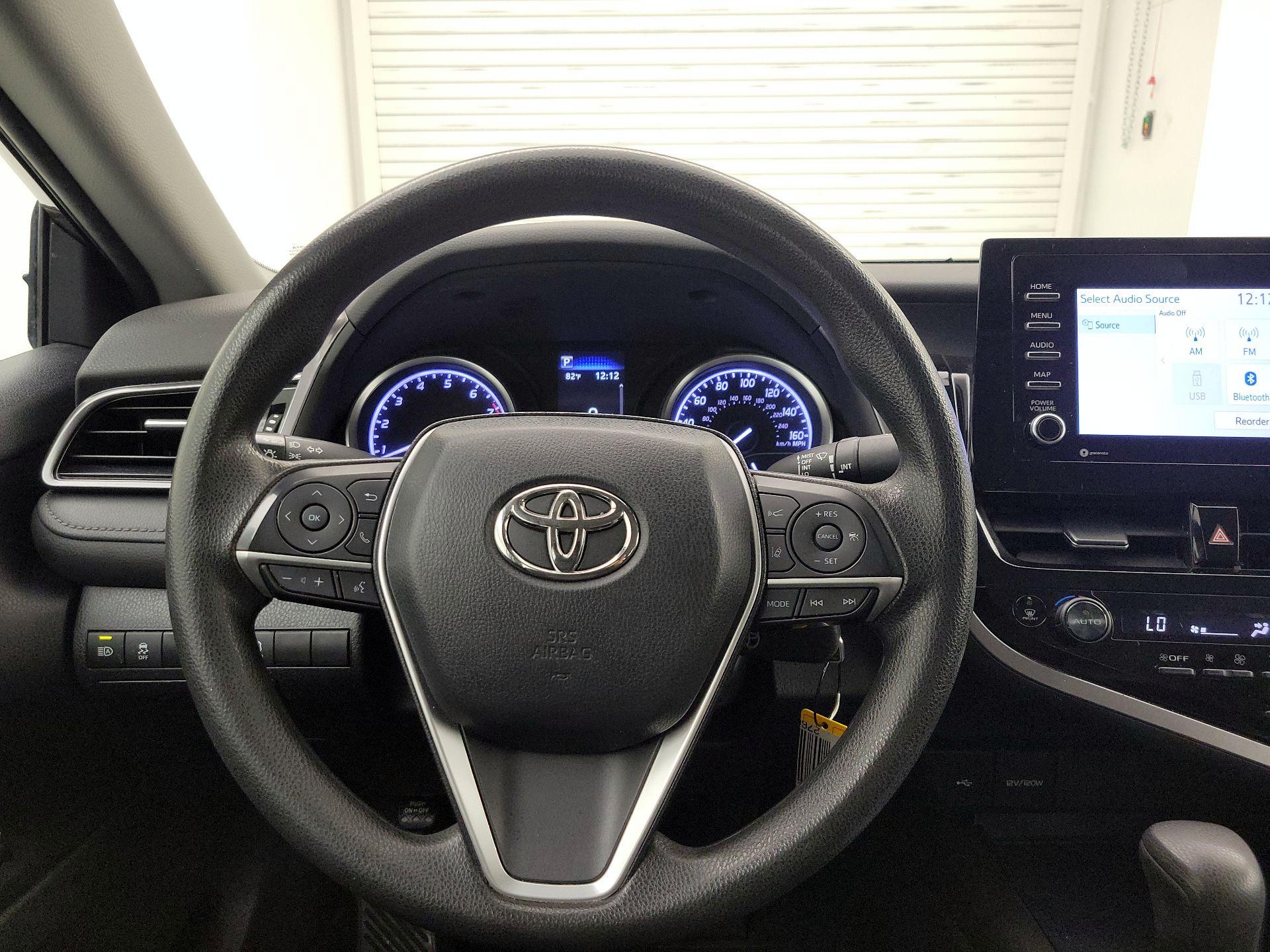 Thumbnail: 2023 Toyota Camry - 10