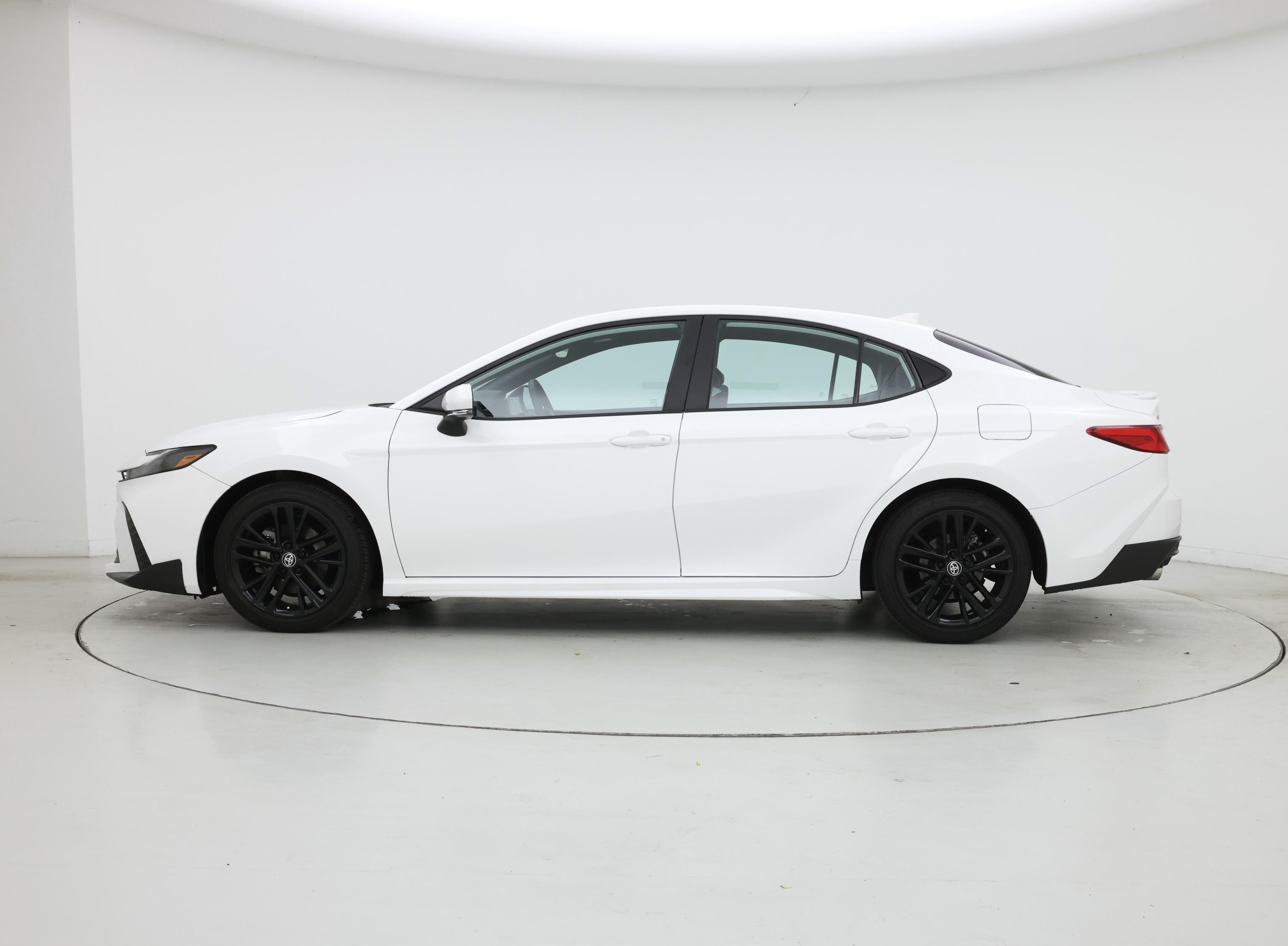 Thumbnail: 2025 Toyota Camry - 3