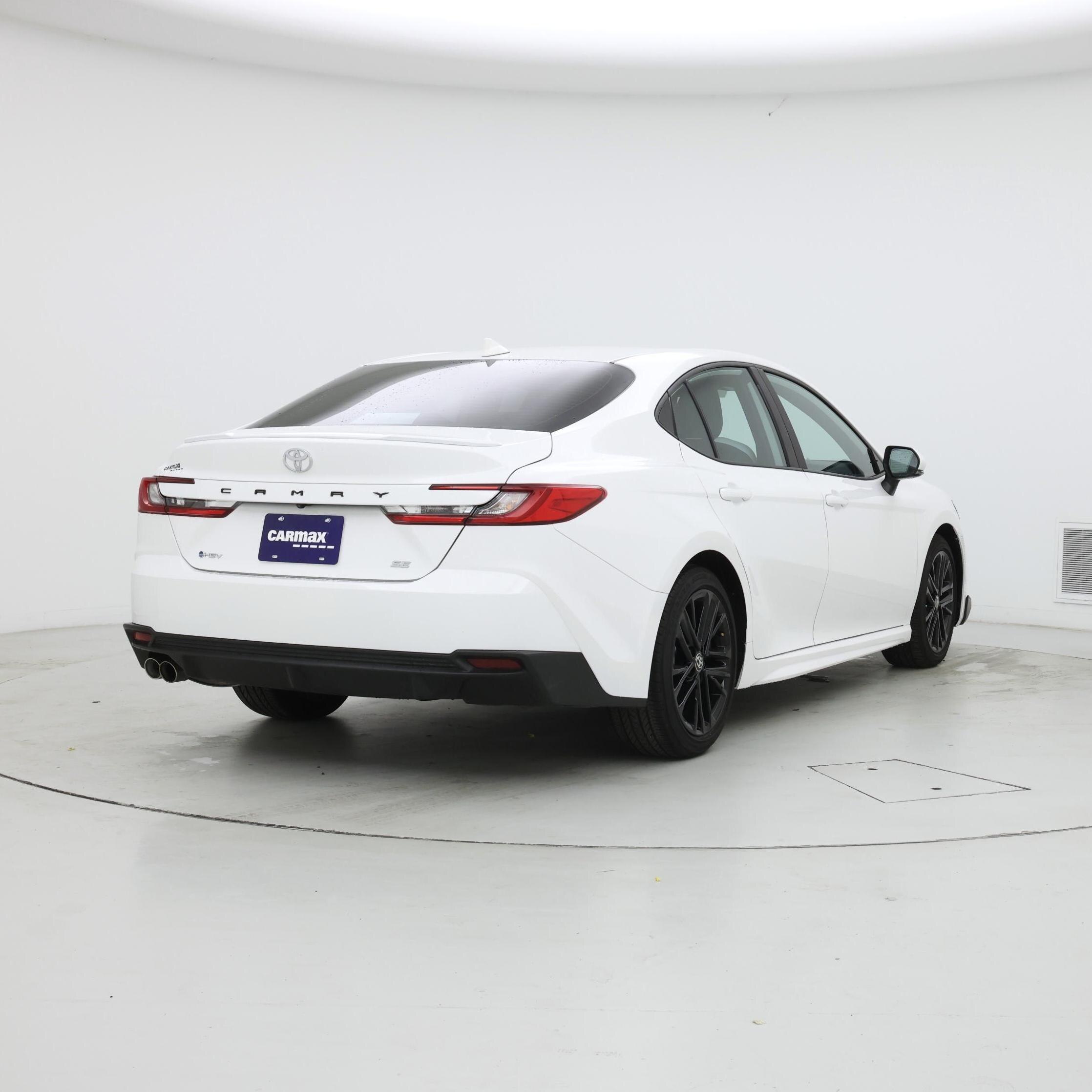 Thumbnail: 2025 Toyota Camry - 8
