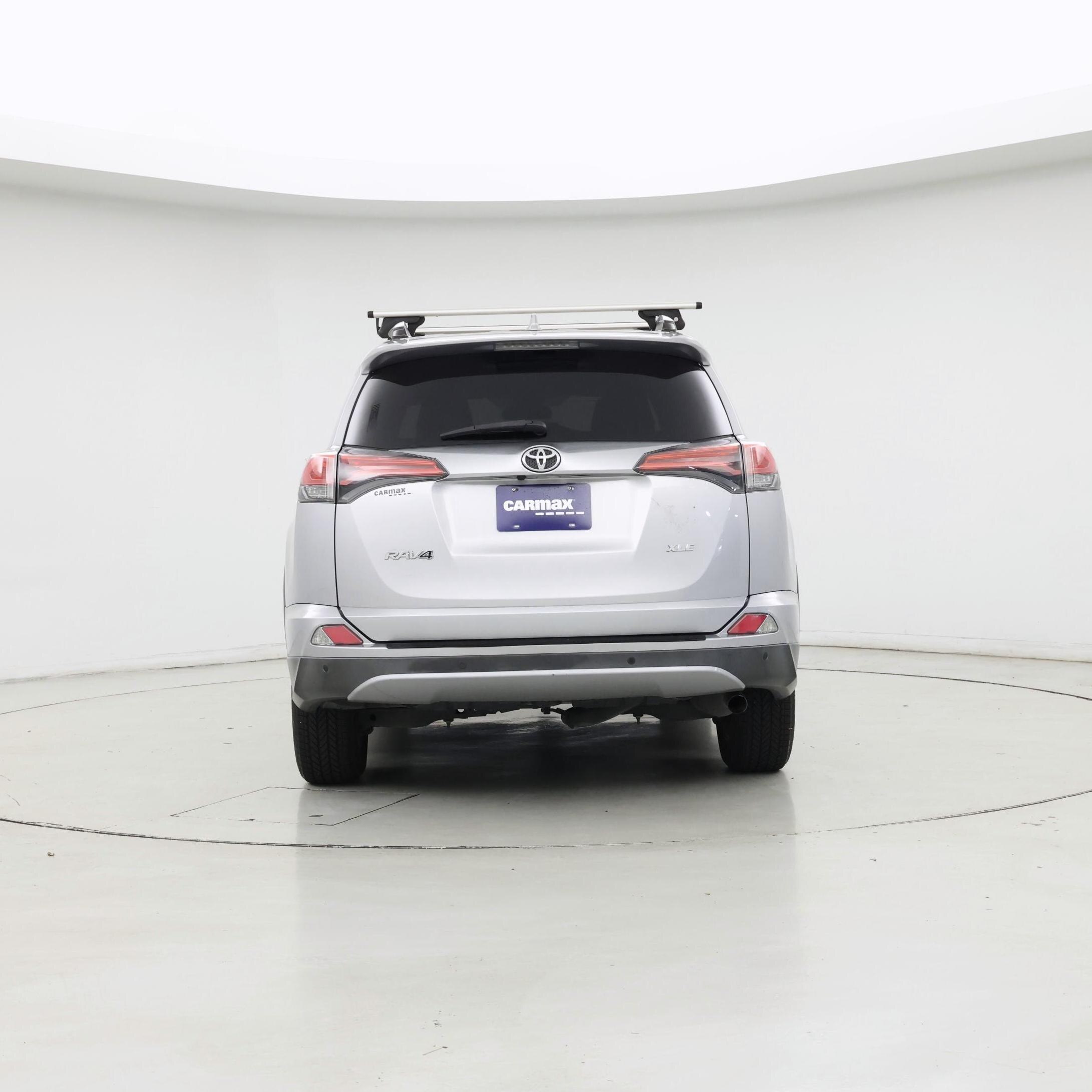 Thumbnail: 2017 Toyota RAV4 - 6