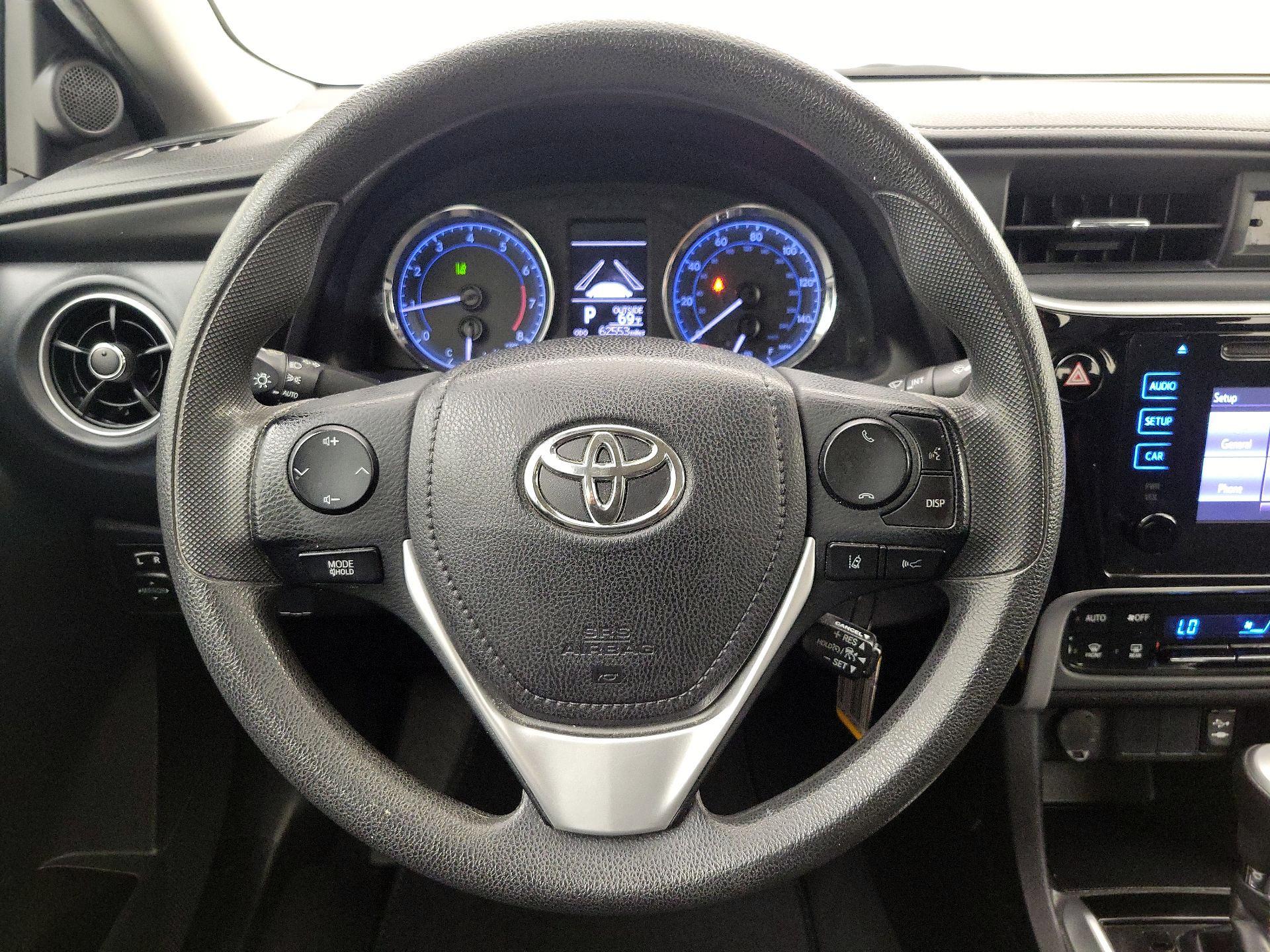 Thumbnail: 2019 Toyota Corolla - 10